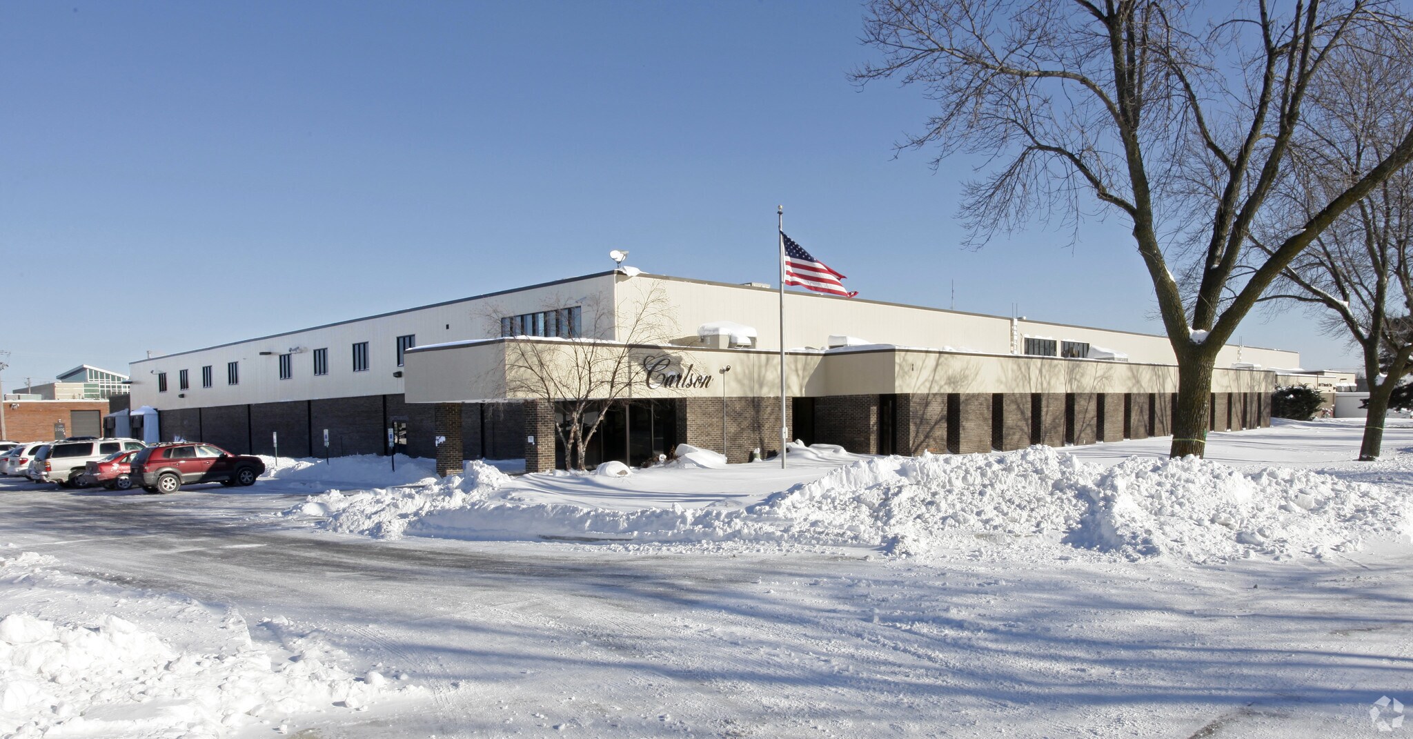 600 University Dr, Arlington Heights, IL for Sale