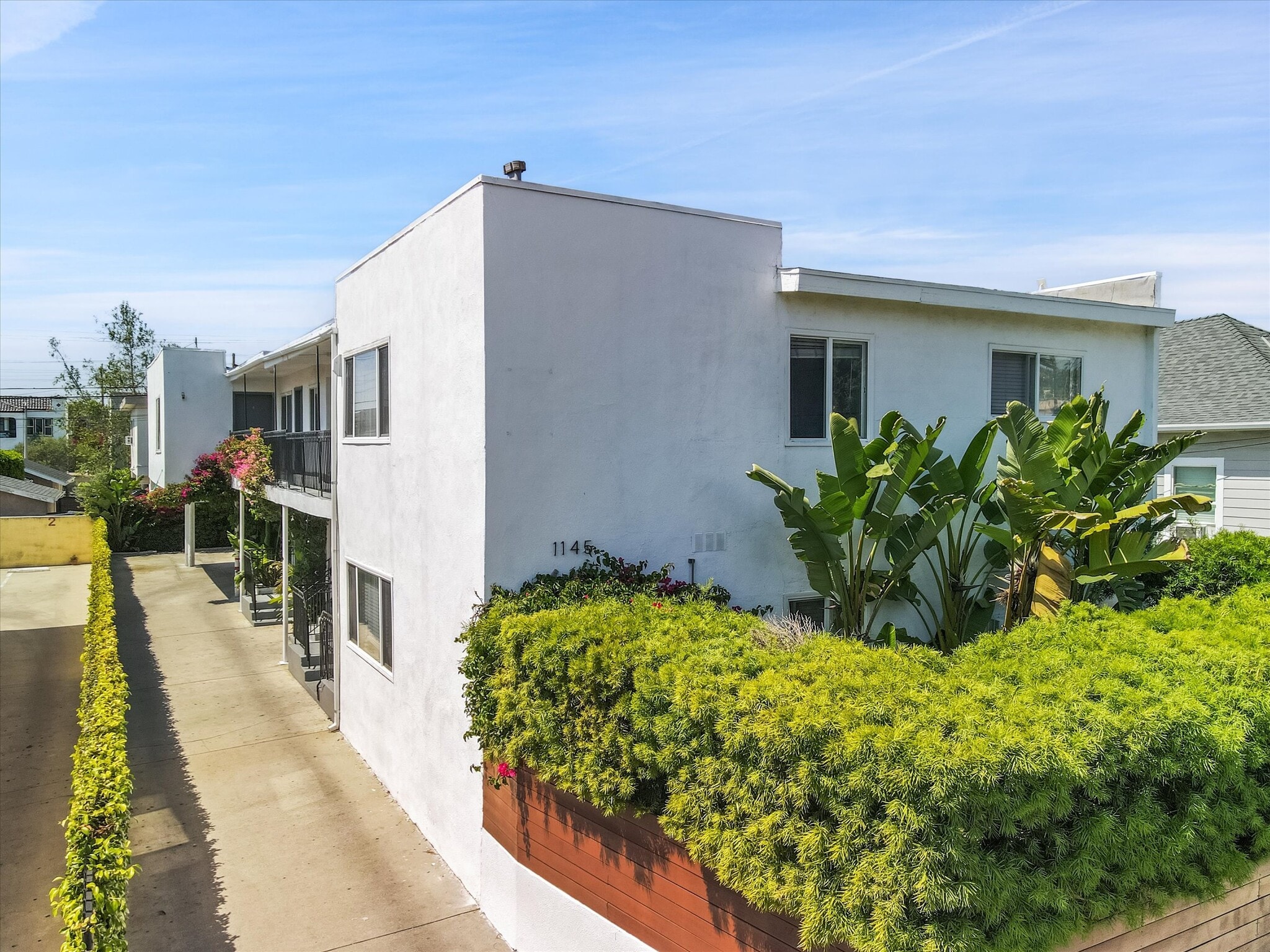 1145 N Hoover St, Los Angeles, CA for Sale