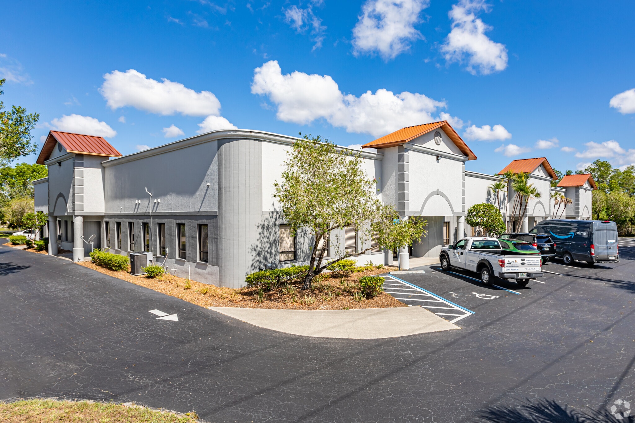 10105 Amberwood Rd, Fort Myers, FL for Rent