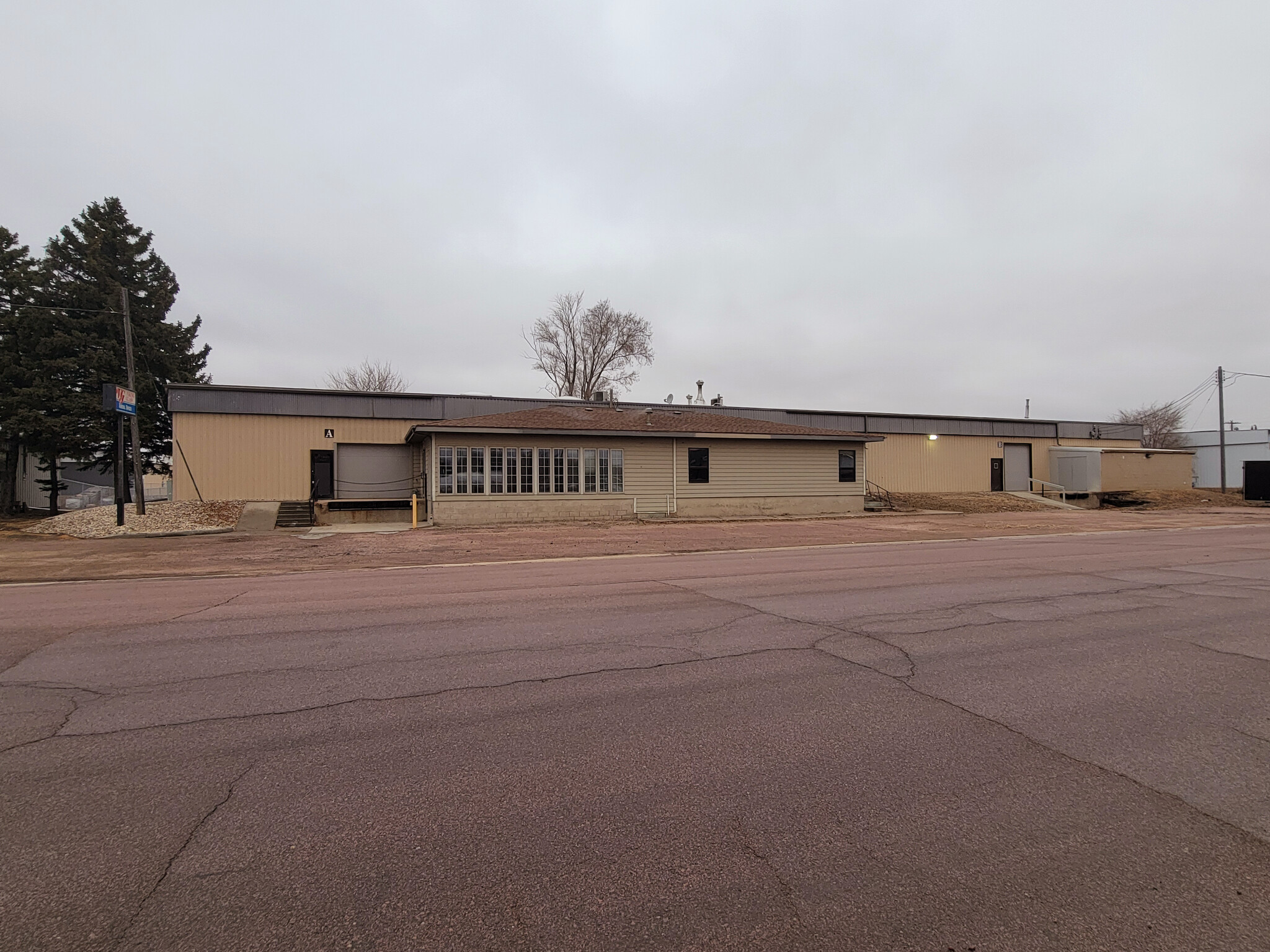 1417 N A Ave, Sioux Falls, SD for Rent