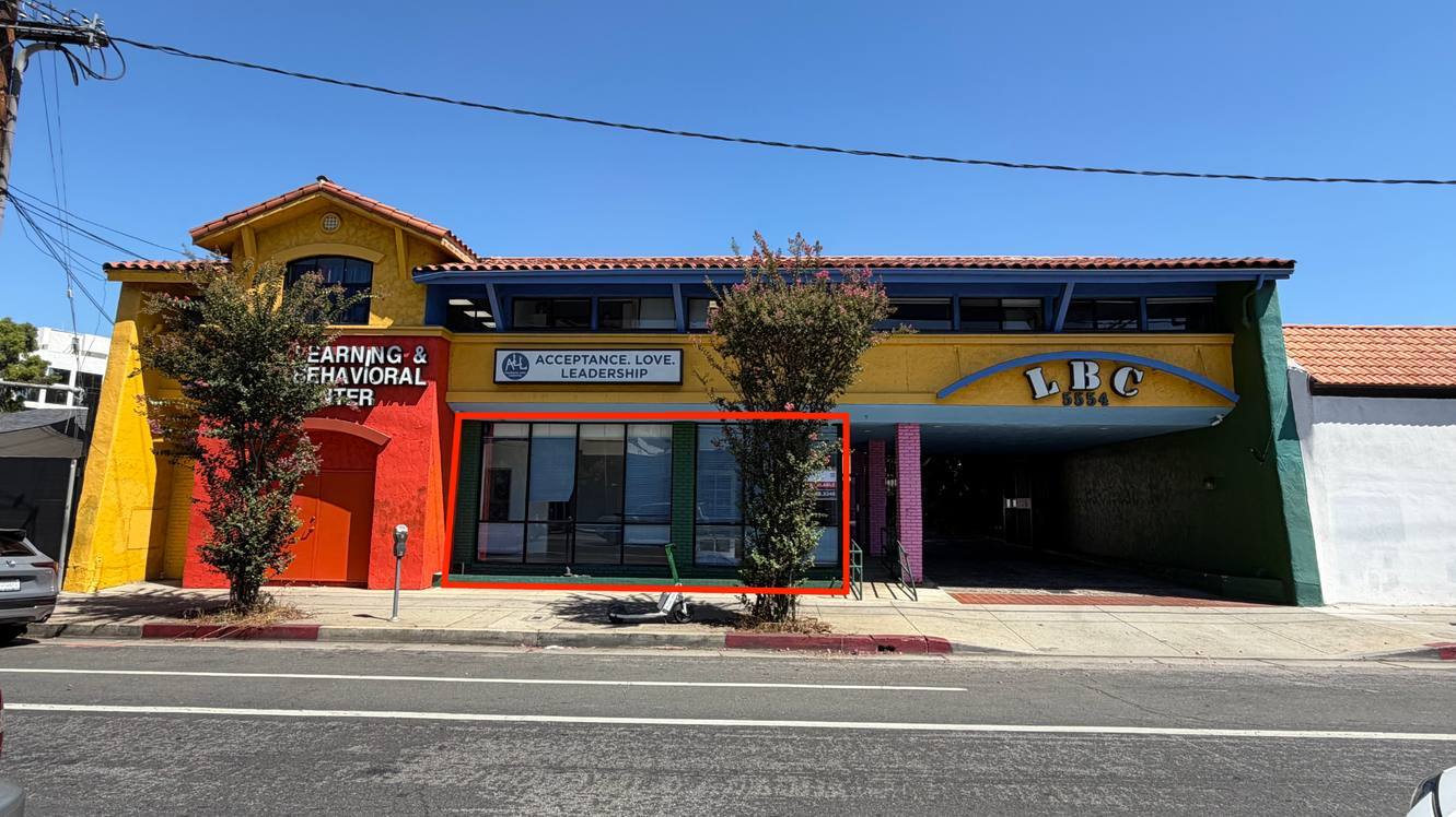 5554 Reseda Blvd, Tarzana, CA for Rent