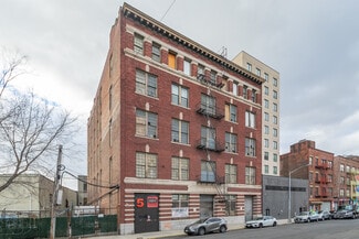 Bronx, NY Warehouse - 3-7 Canal Plaza Ave