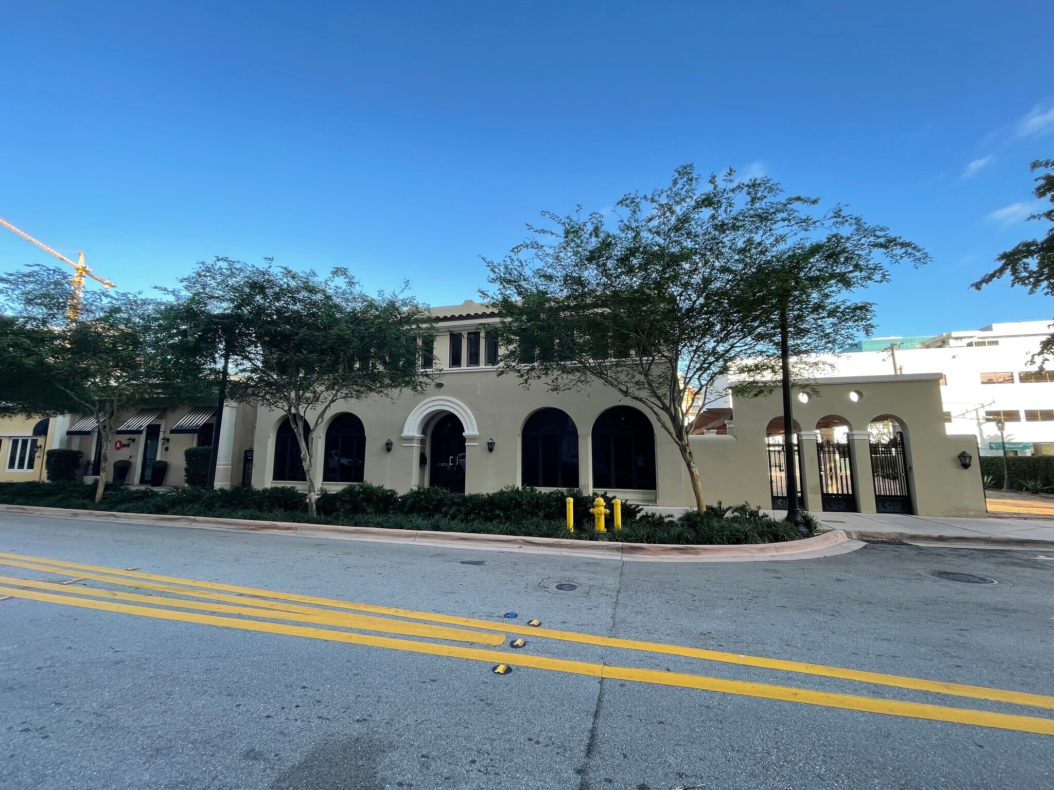 133 Sevilla Ave, Coral Gables, FL for Rent