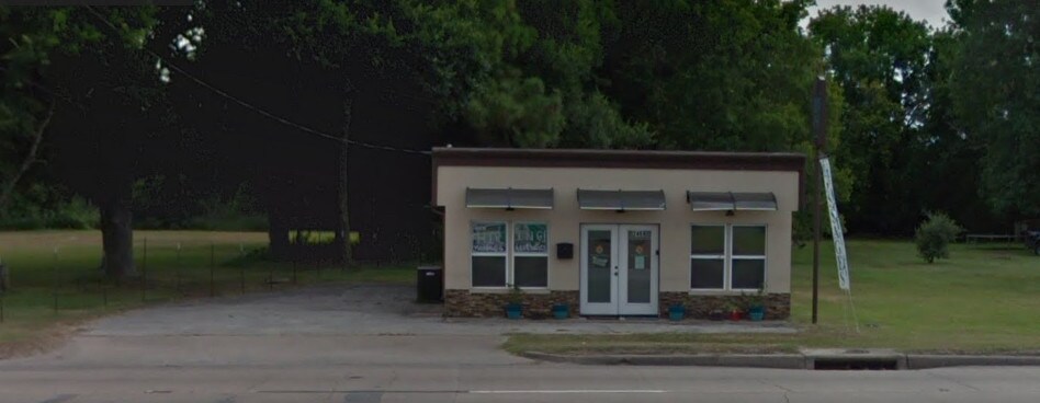 2466 W Highway 6, Alvin, TX for Sale