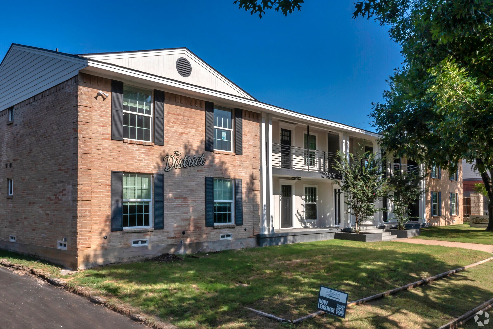 425 N Rosemont Ave, Dallas, TX for Sale