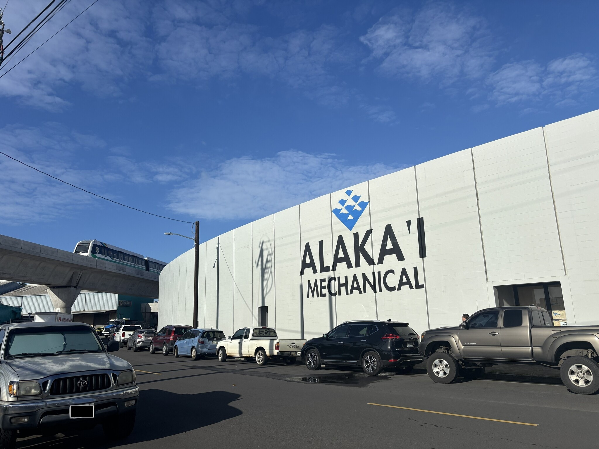 2655 Waiwai Loop, Honolulu, HI for Rent