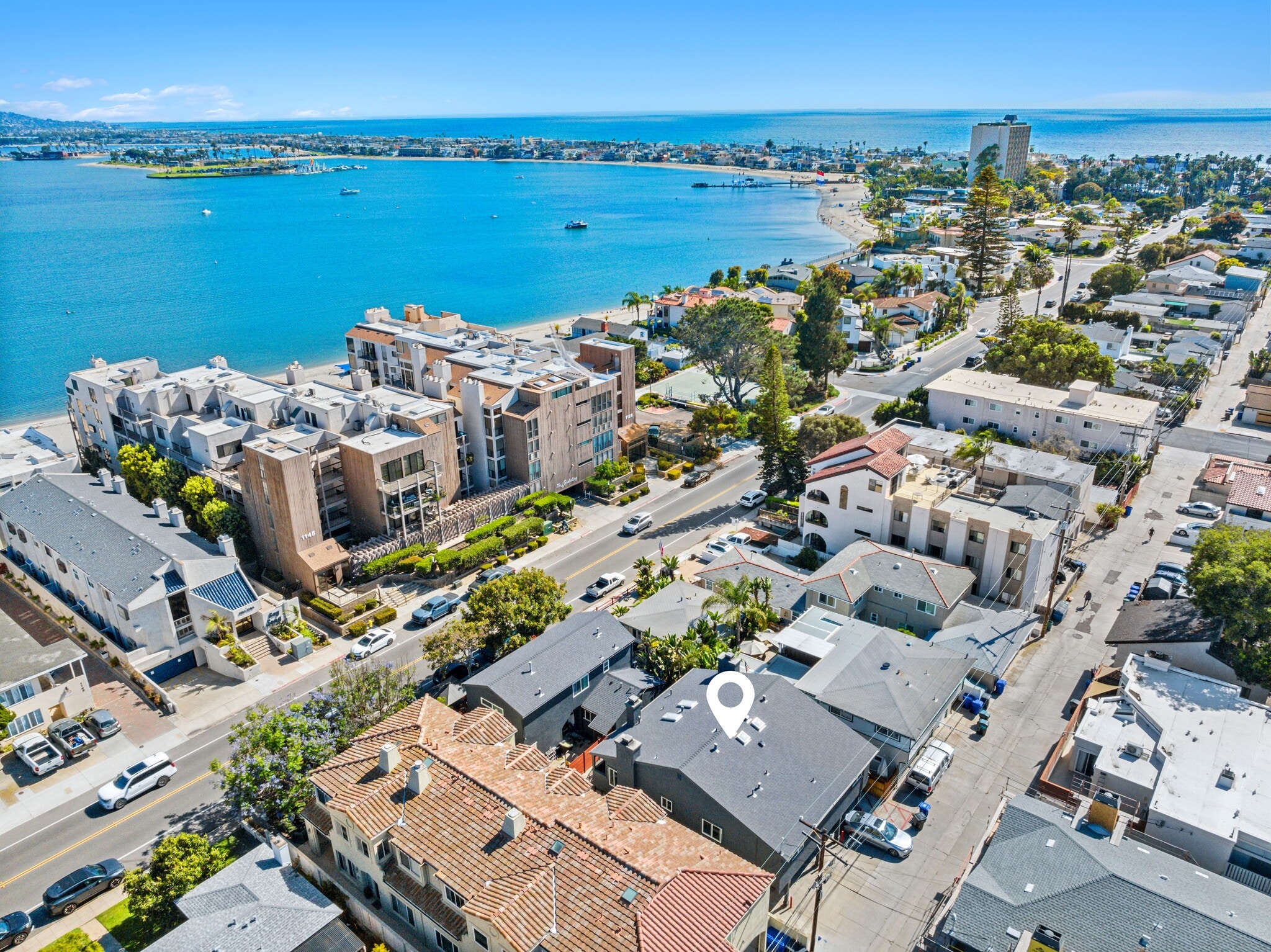 1152 Pacific Beach Dr, San Diego, CA for Sale