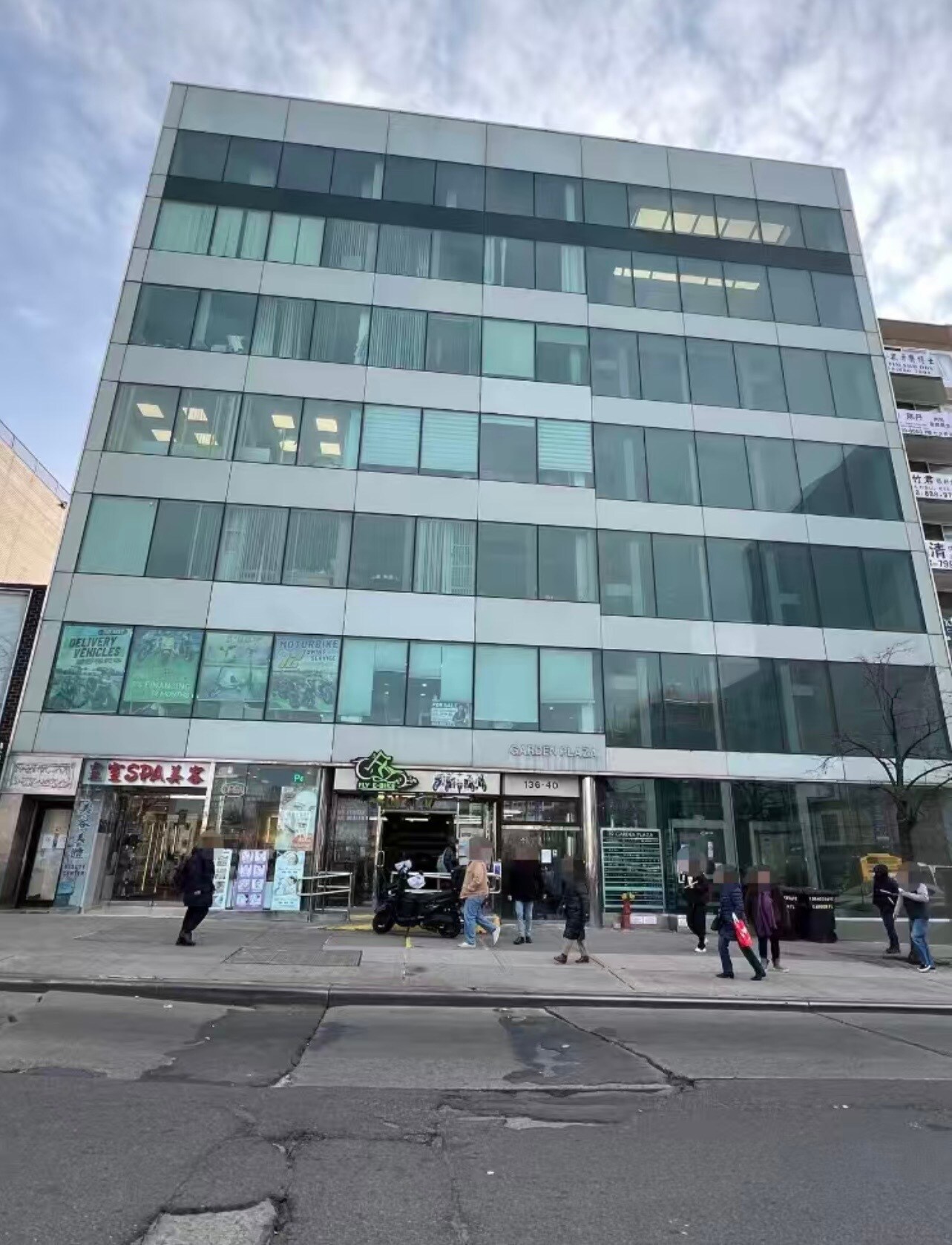 136-40 39th Ave, Flushing, NY for Rent