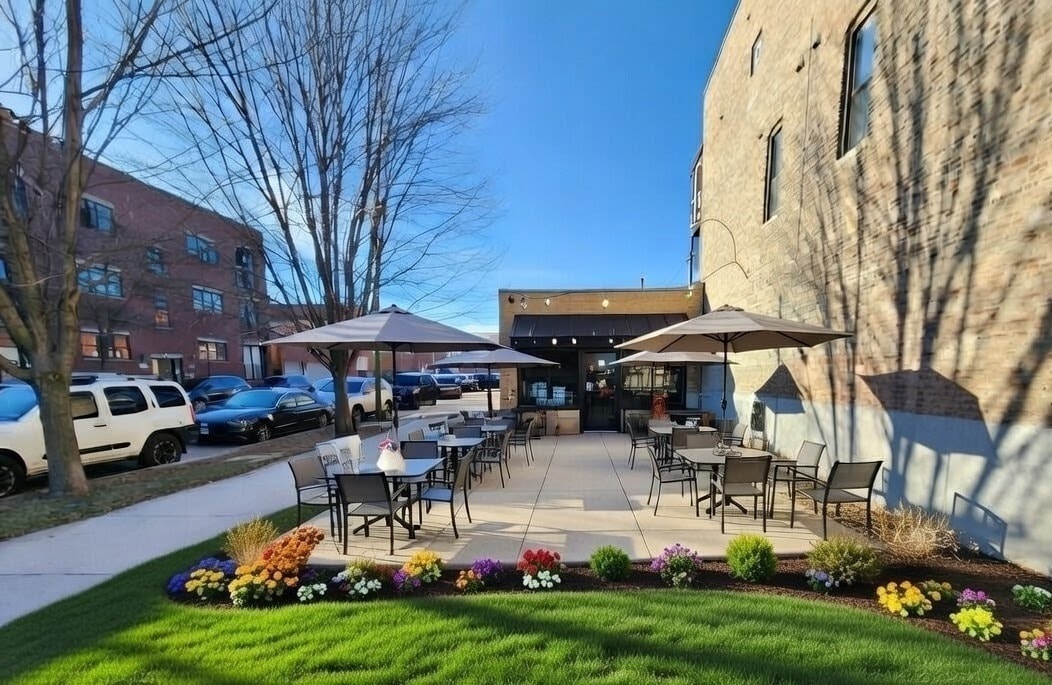 3566 S Halsted St, Chicago, IL for Rent