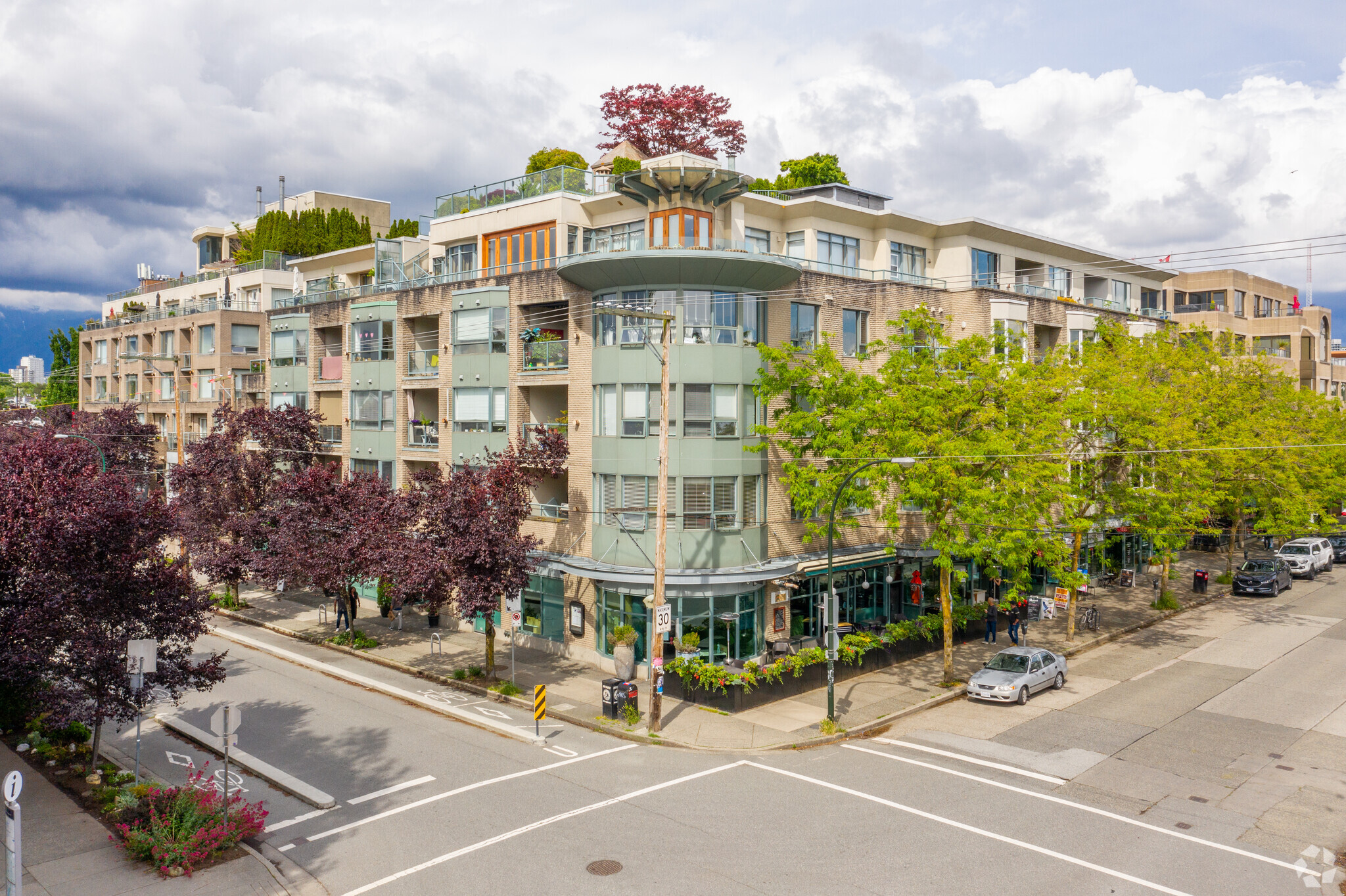 1855 1st Av W, Vancouver, BC for Sale