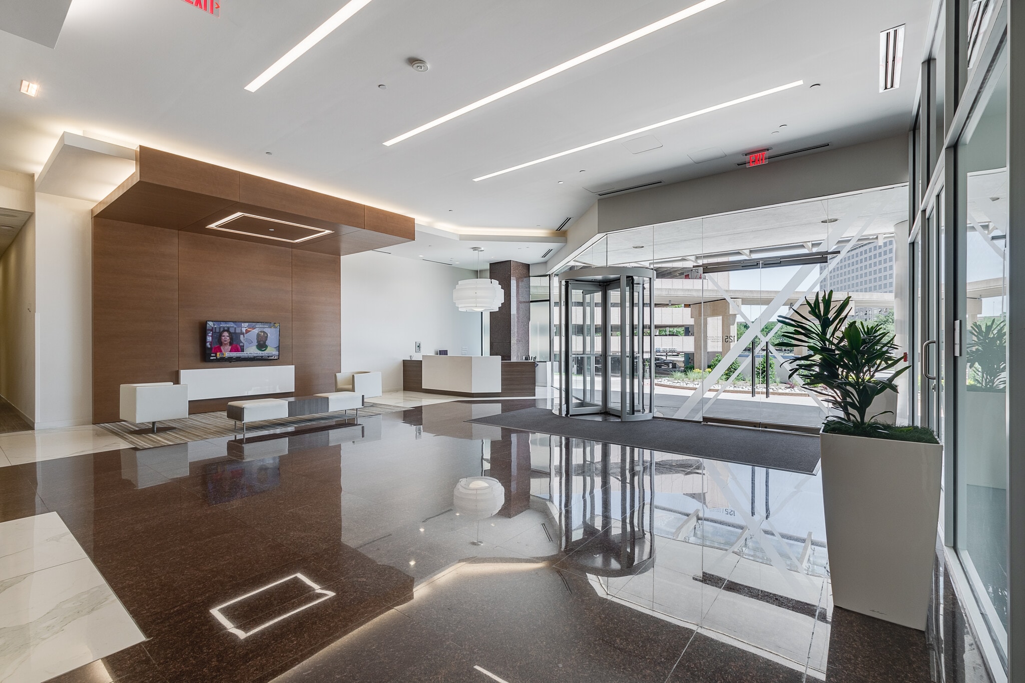 125 E John Carpenter Fwy, Irving, TX for Rent