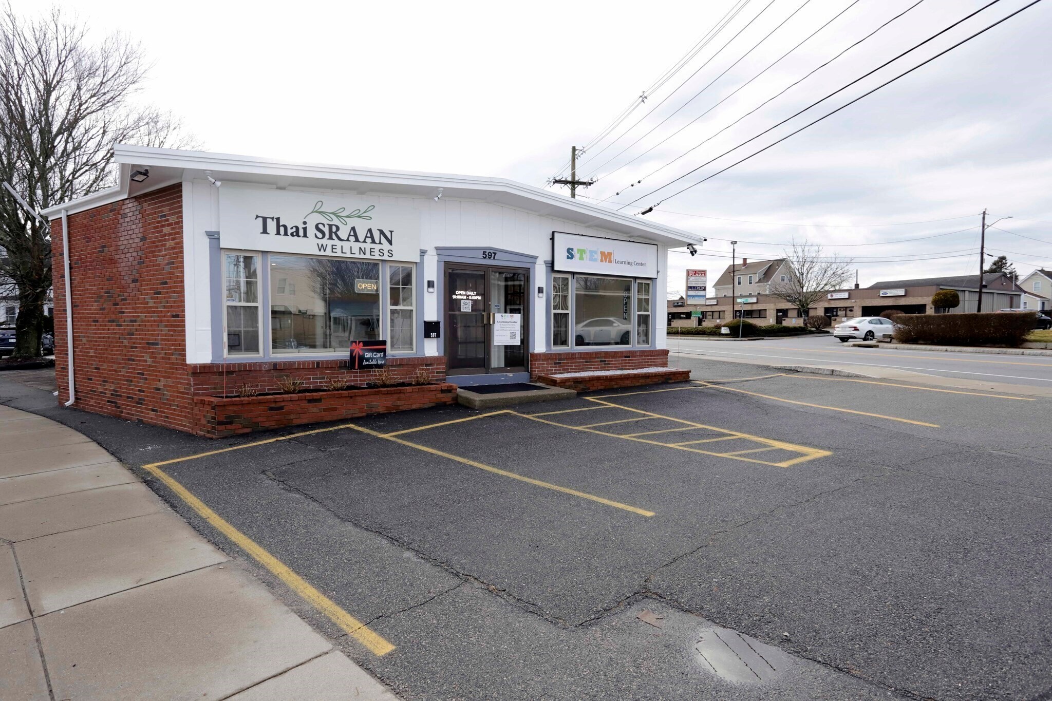 597 Dartmouth St, Dartmouth, MA for Sale