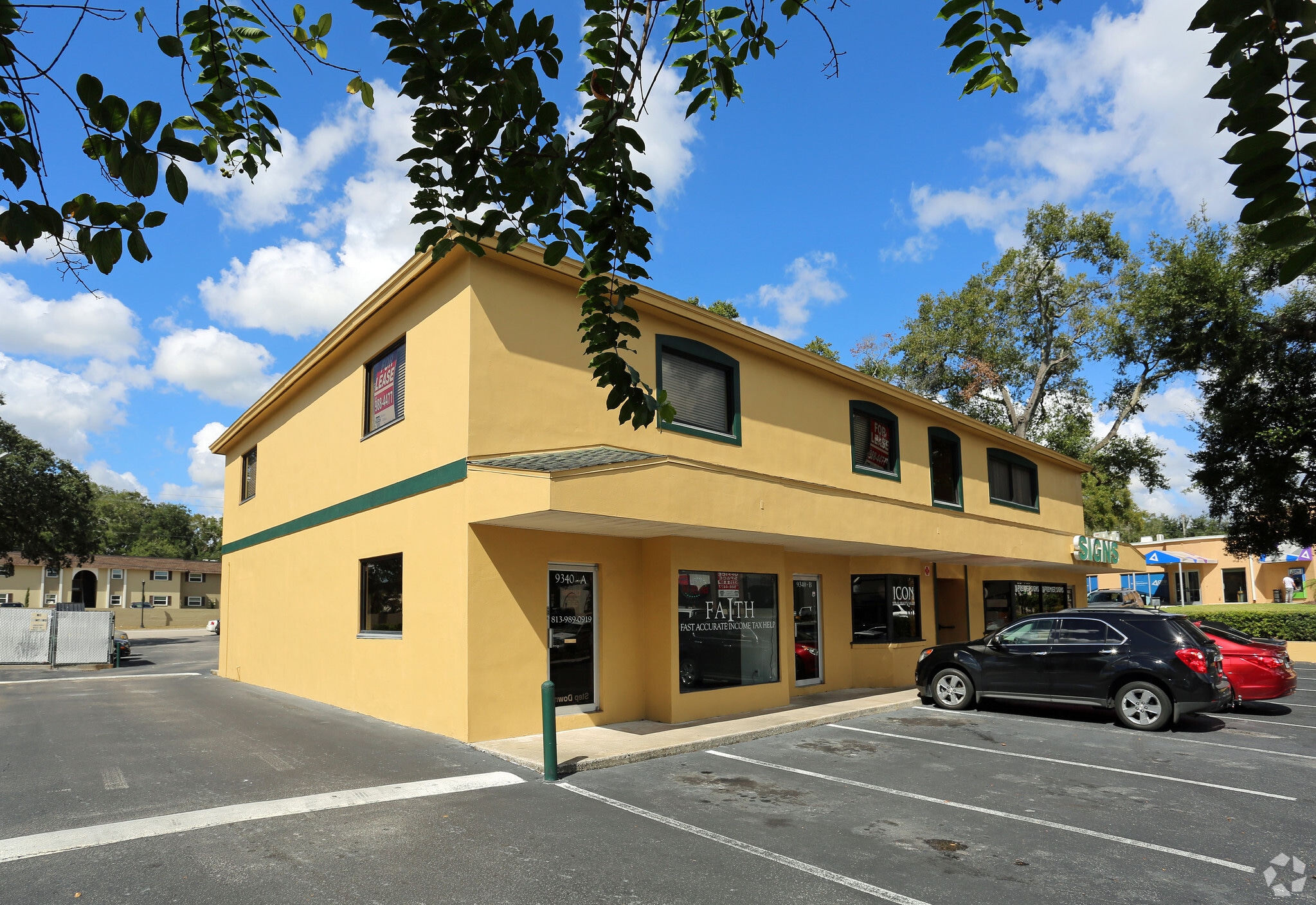 9340-9342 N 56th St, Temple Terrace, FL for Rent