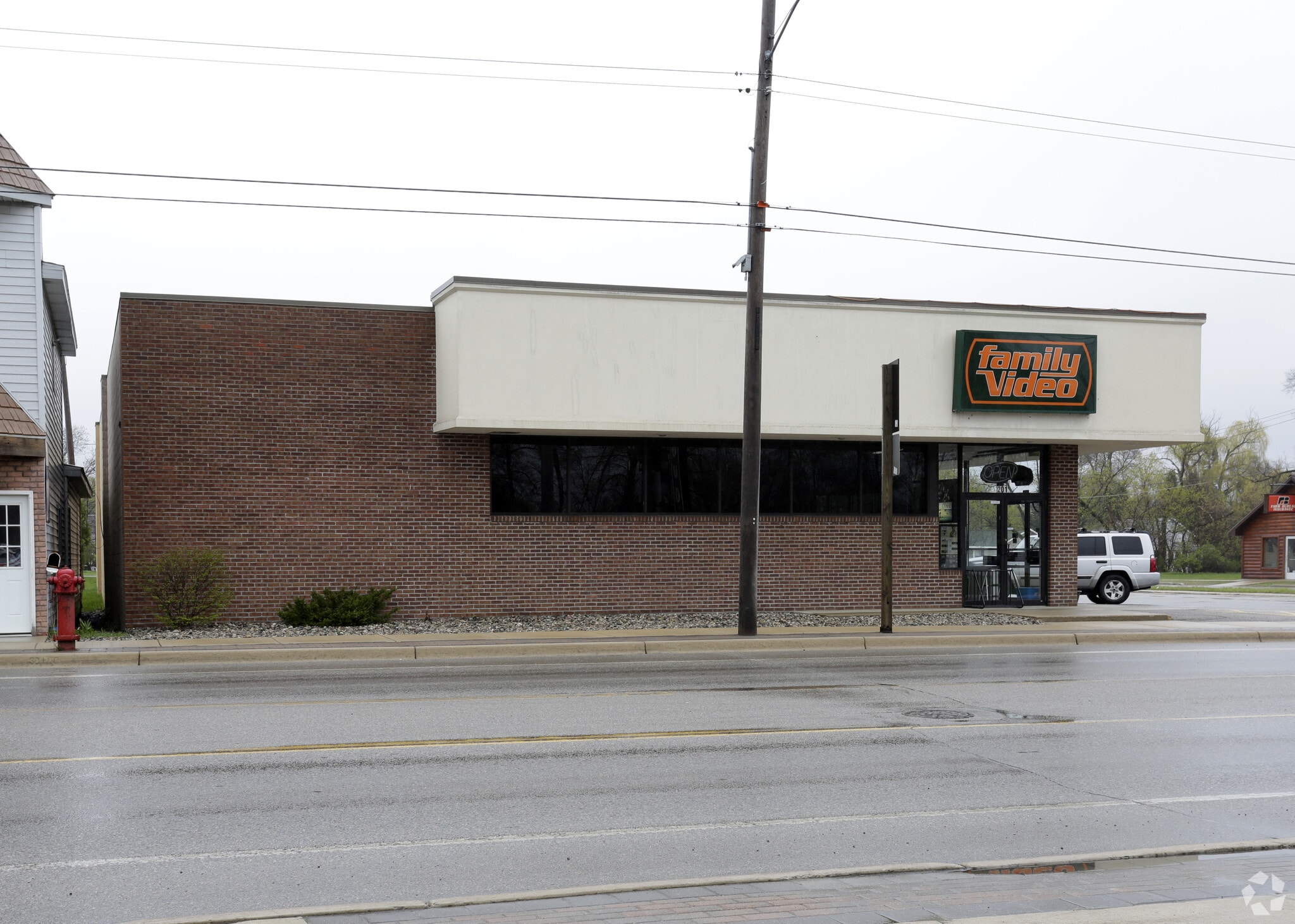 300 N James St, Grayling, MI for Rent