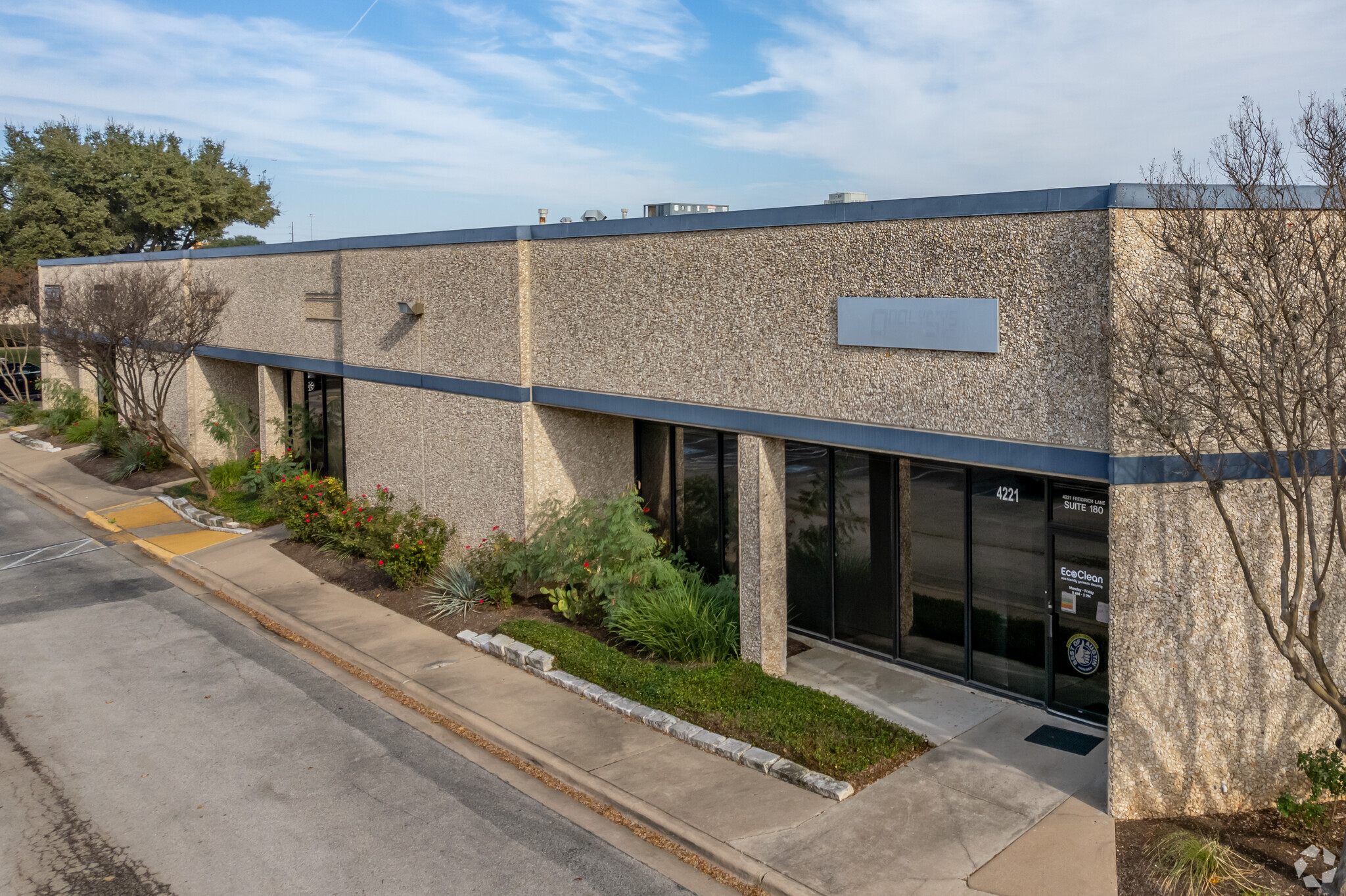 2020-2028 St. Elmo Rd E, Austin, TX for Rent