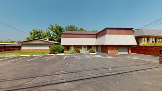 North Huntingdon, PA Veterinarian/Kennel - 12249 US Route 30