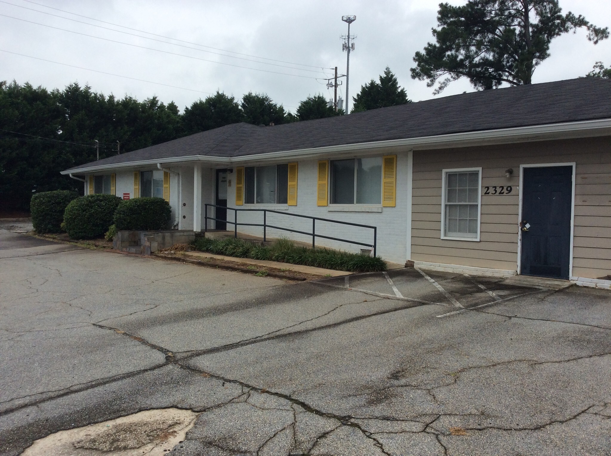 2325 Lawrenceville Hwy Lawrenceville, GA 30044 Retail Property for