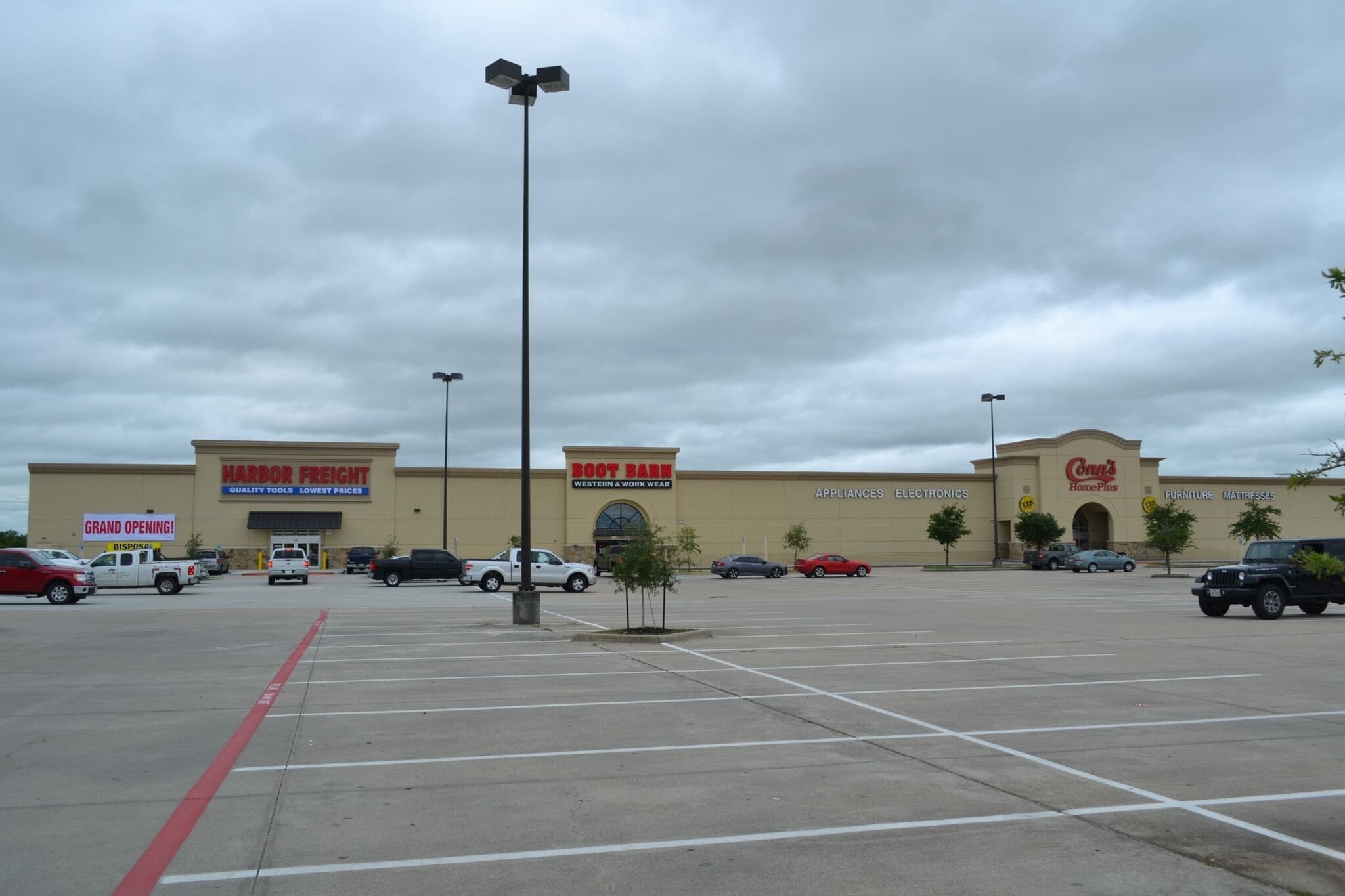 7735-7855 Memorial Blvd, Port Arthur, TX for Rent