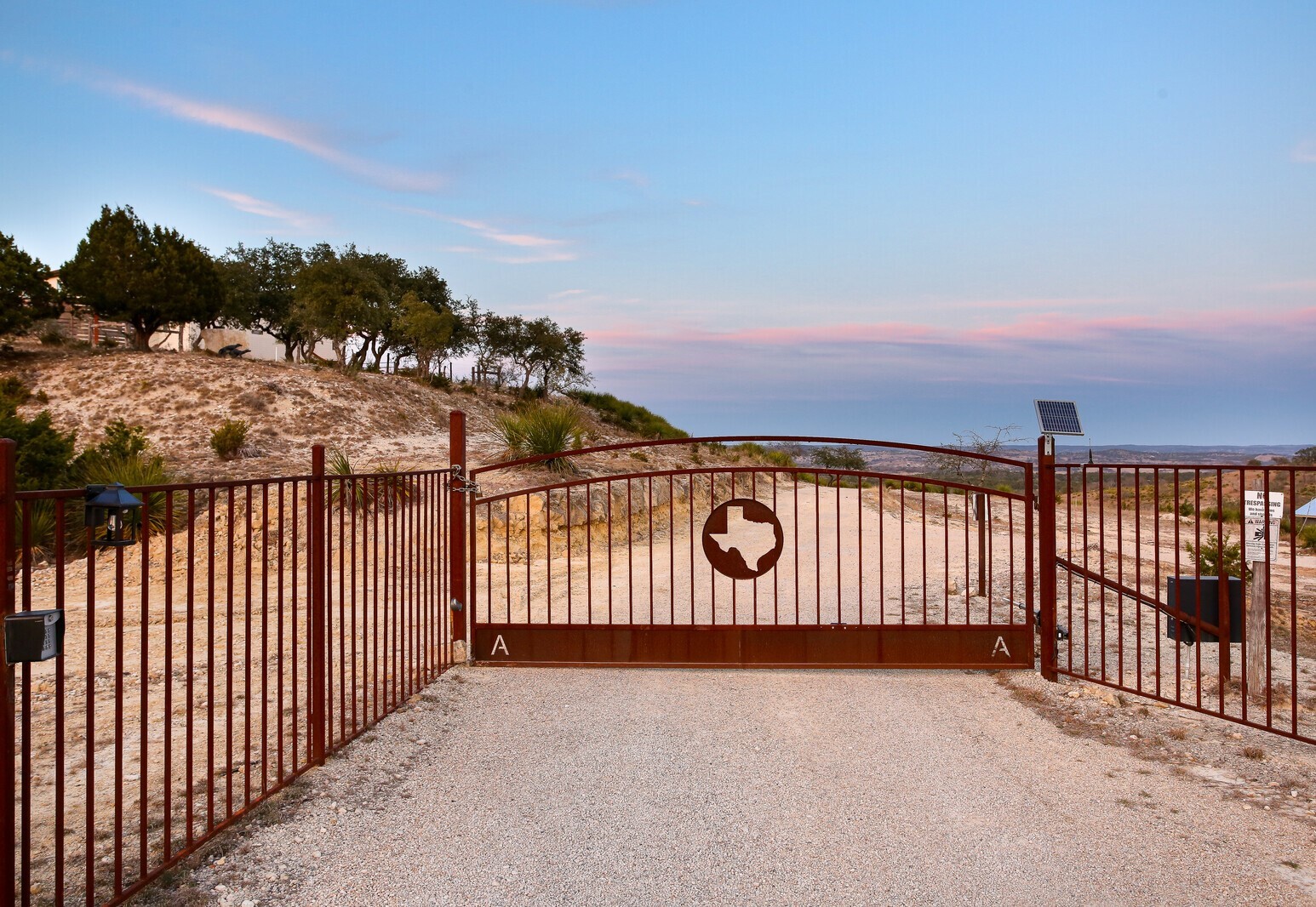 217 Saddle Wood Trl, Comfort, TX for Sale