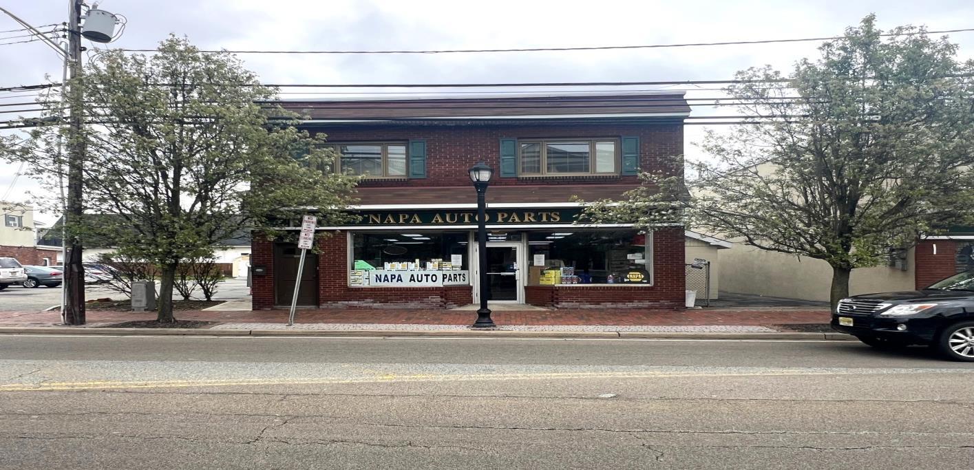 1076 Ringwood Ave, Haskell, NJ for Sale