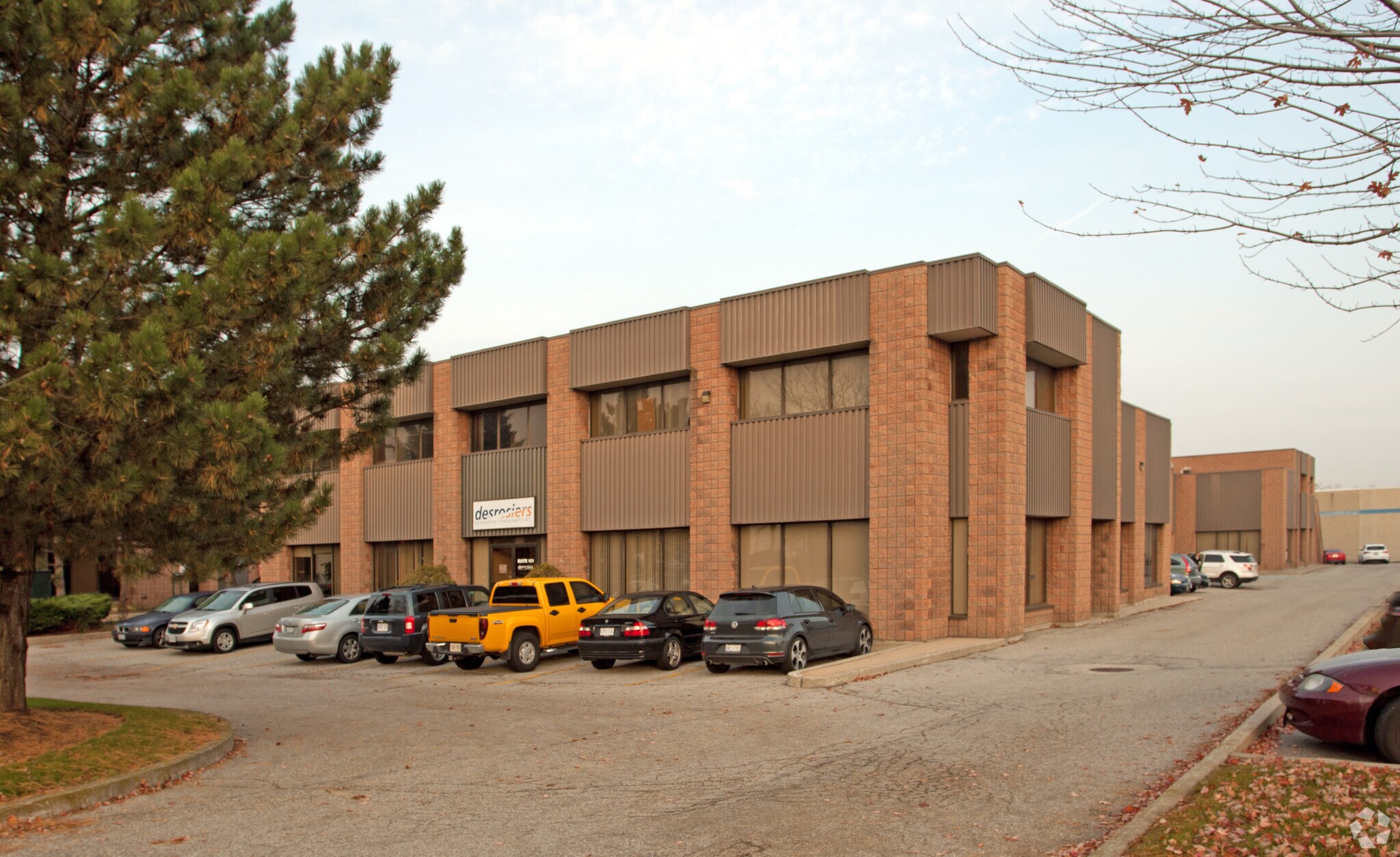 80 Fulton Way, Richmond Hill, ON for Rent