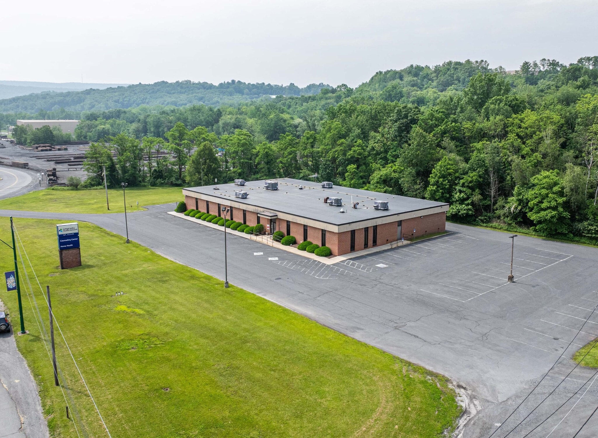 502 S 2nd St, Saint Clair, PA for Sale