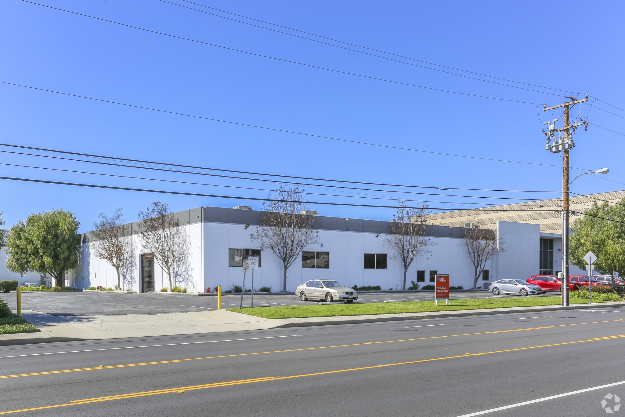 215 S Douglas St, El Segundo, CA for Rent