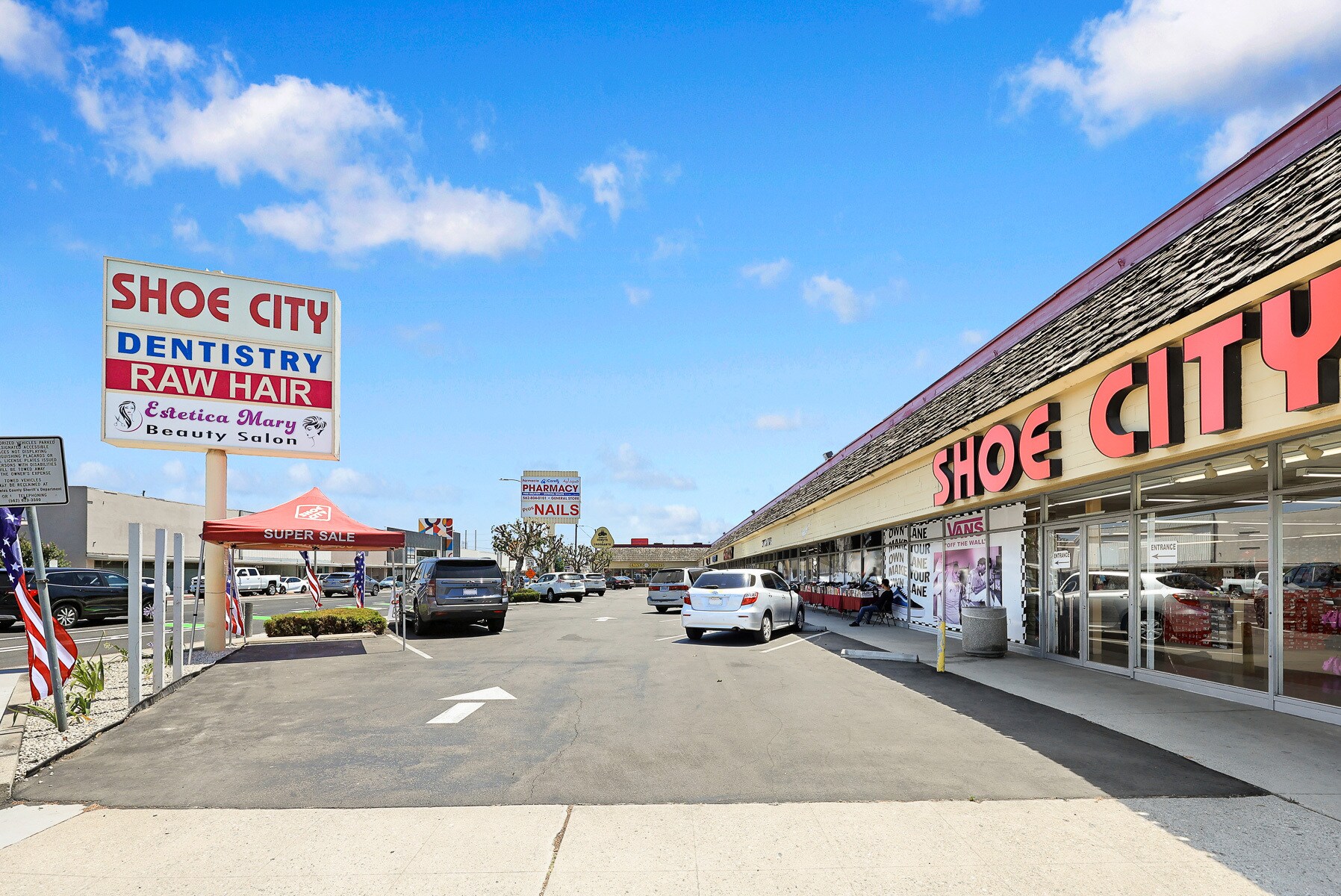 17401-17429 Bellflower Blvd, Bellflower, CA for Rent