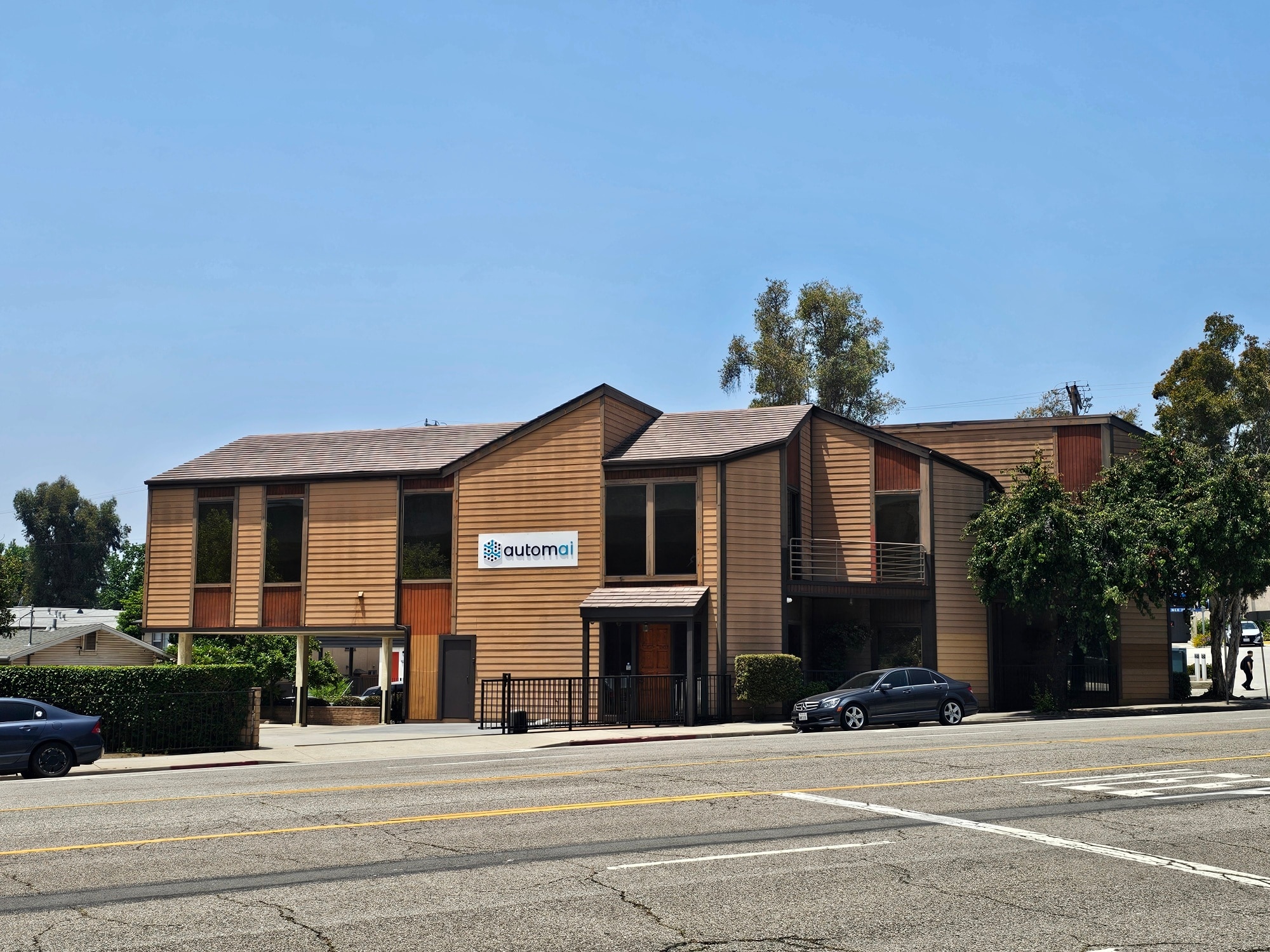2910 W Broadway, Los Angeles, CA for Rent