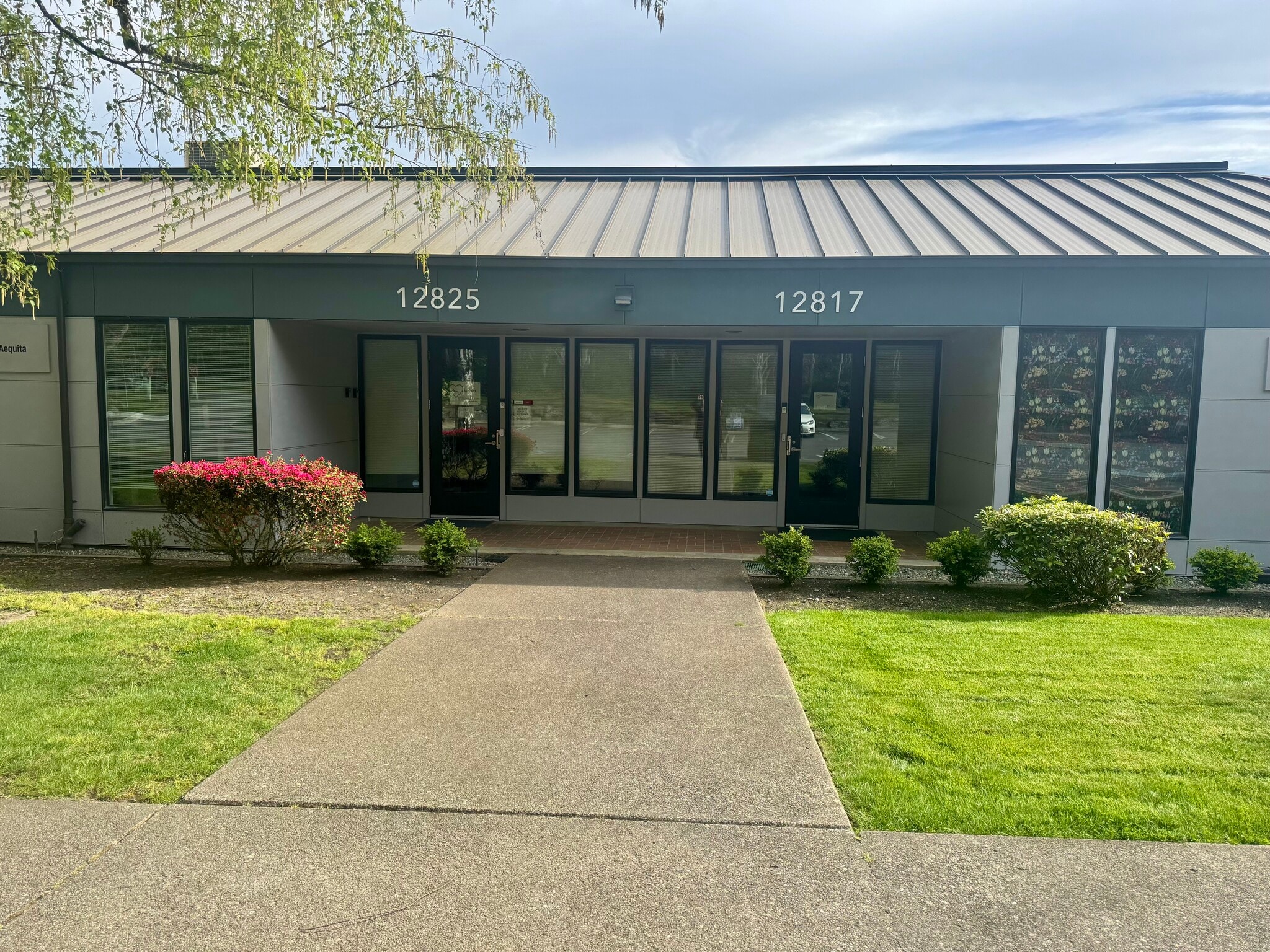 12815-12931 NE 126th Pl, Kirkland, WA for Rent