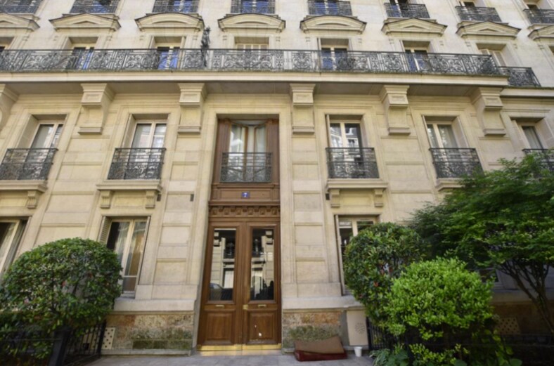 7 Square Du Roule, Paris, PAR for Rent