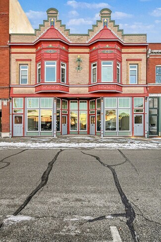 Red Oak, IA Storefront Retail/Residential - 418 E Coolbaugh St