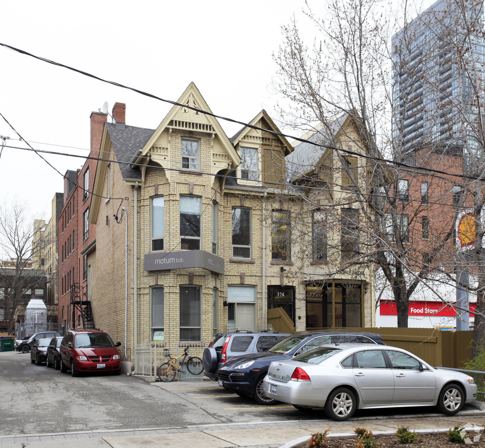 376 Wellington St W, Toronto, ON for Rent