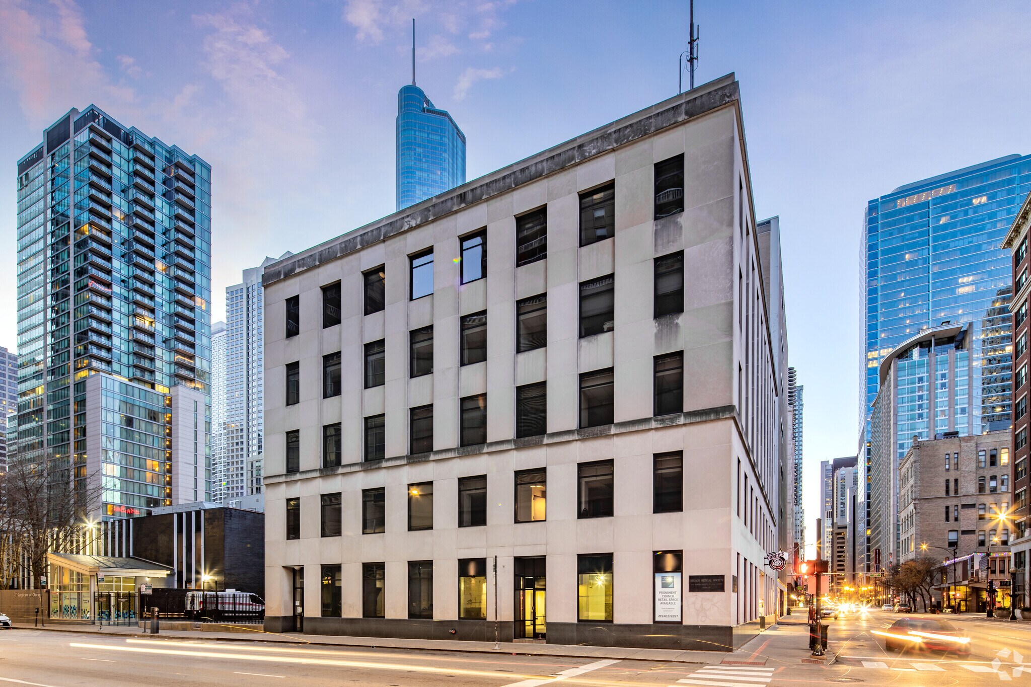 515 N Dearborn St, Chicago, IL for Rent