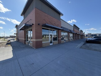 Maple Grove, MN Retail - Hy-Vee Maple Grove Multi-Tenant Retail