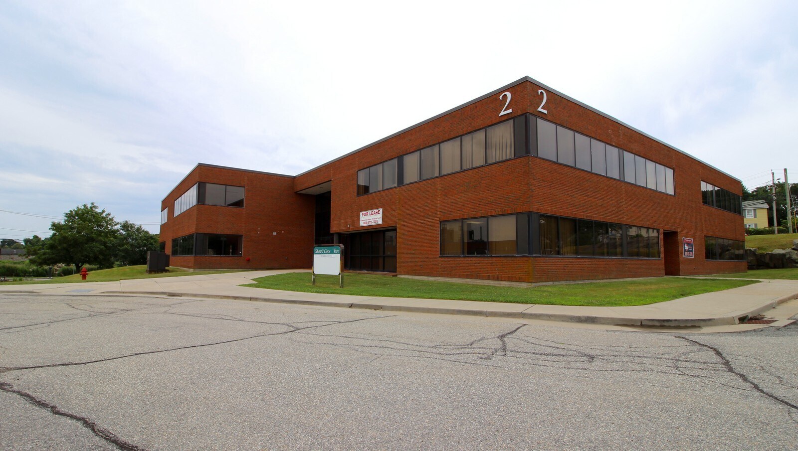 2 Shaws Cv, New London, CT for Sale