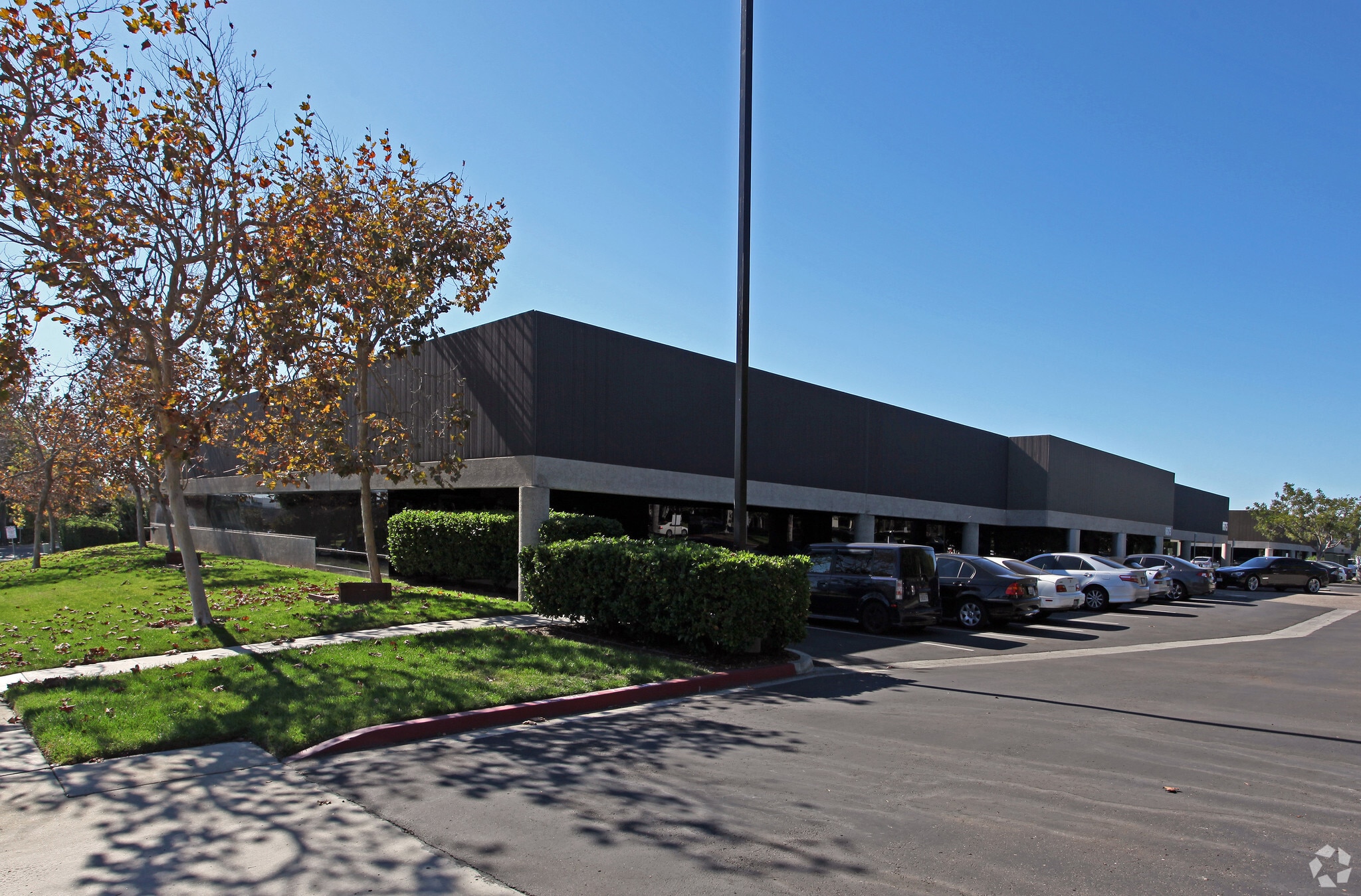 6675 Mesa Ridge Rd, San Diego, CA for Rent