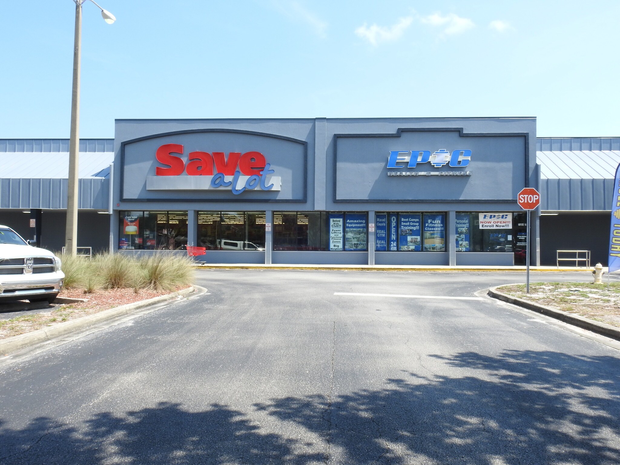 73357429 Spring Hill Dr Spring Hill, FL 34606 Retail Property for