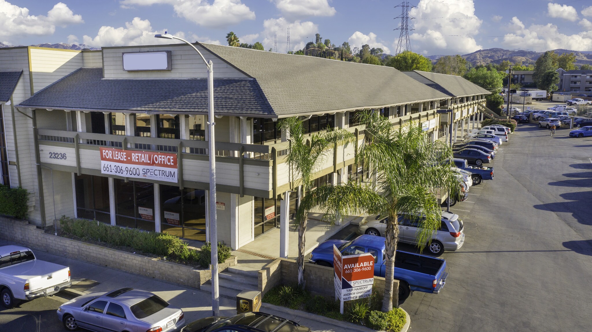 23226-23238 Lyons Ave, Santa Clarita, CA for Rent