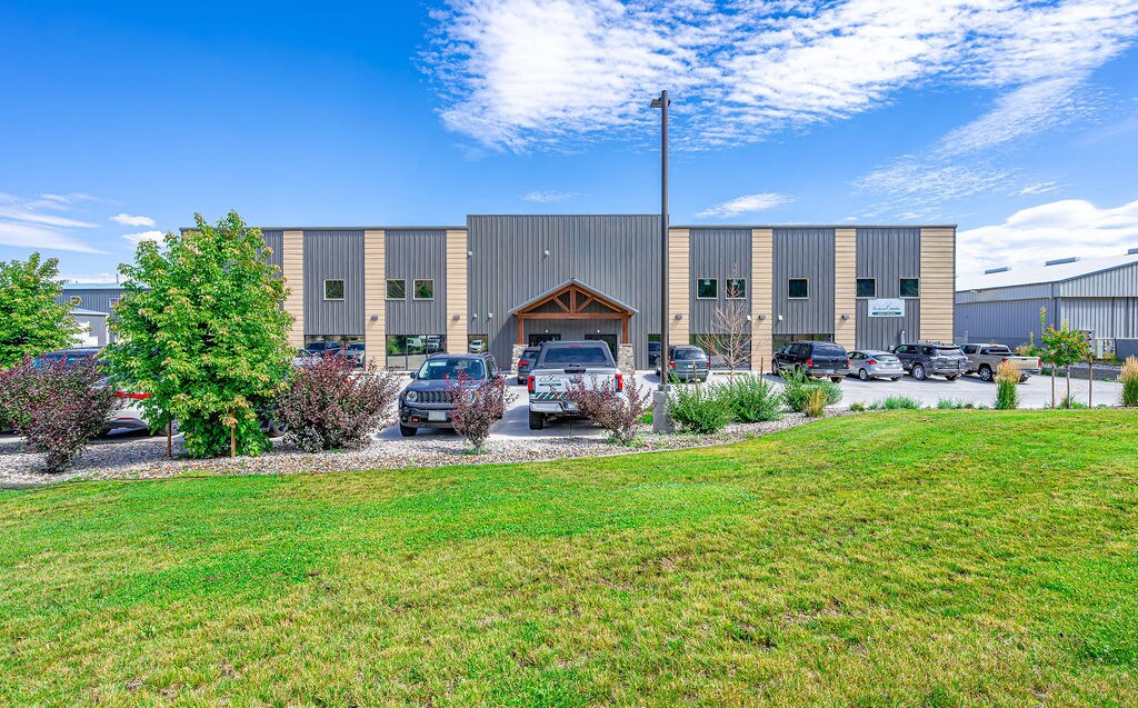 1944 Airport Rd, Rifle, CO for Sale