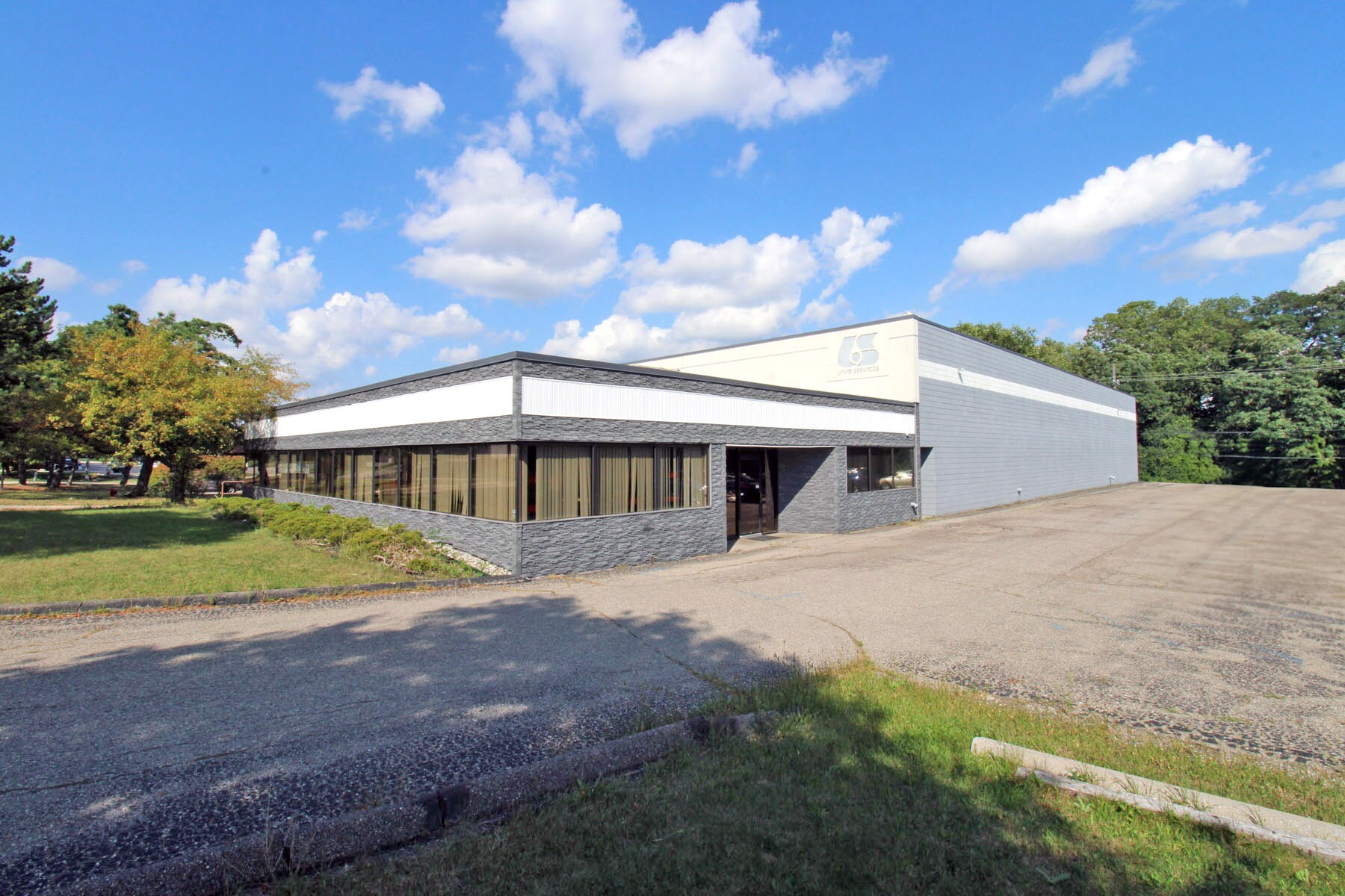 14680 Jib St Plymouth, MI 48170 Industrial Property for Sale on