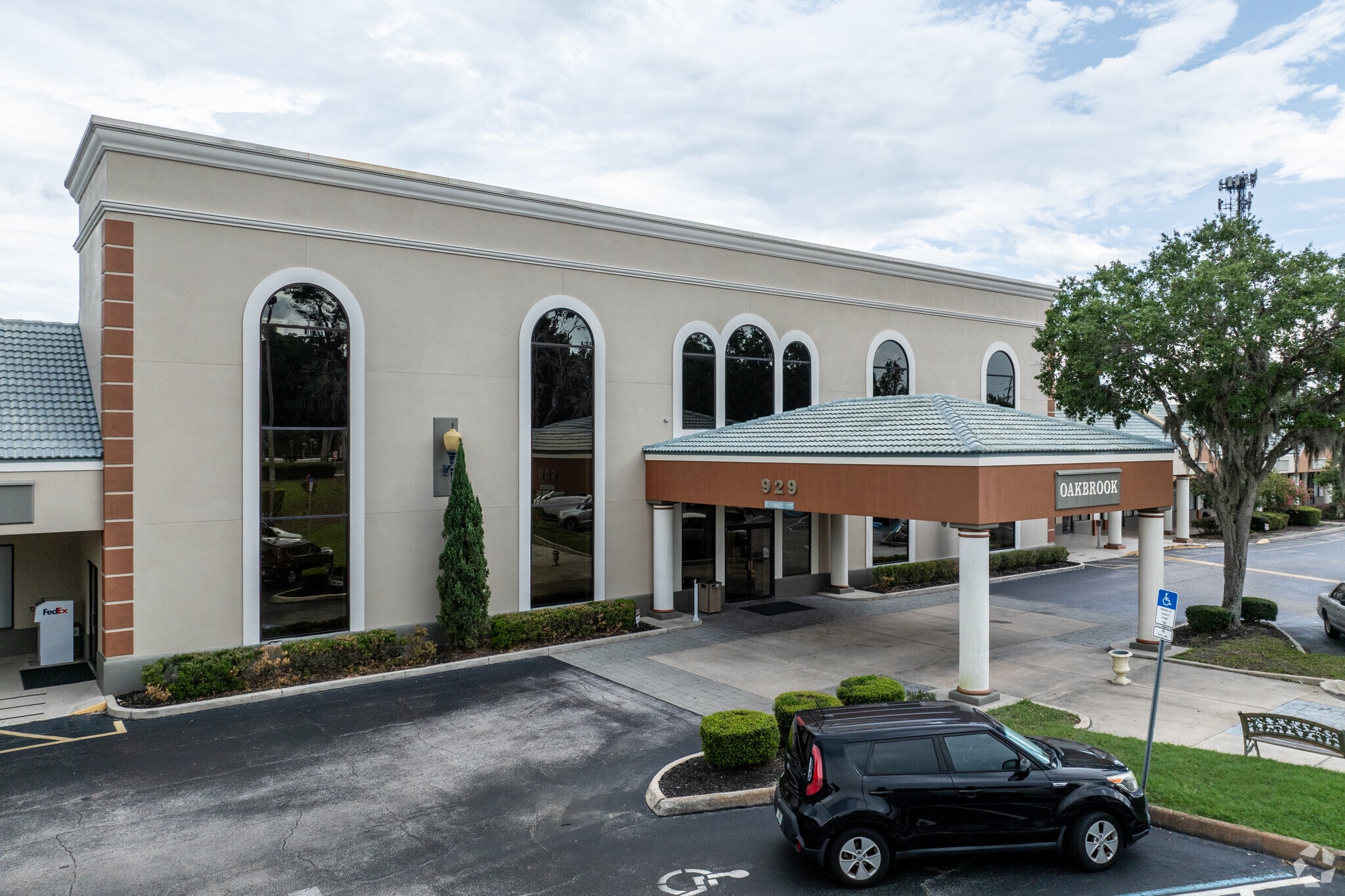 929 N Spring Garden Ave, Deland, FL for Rent
