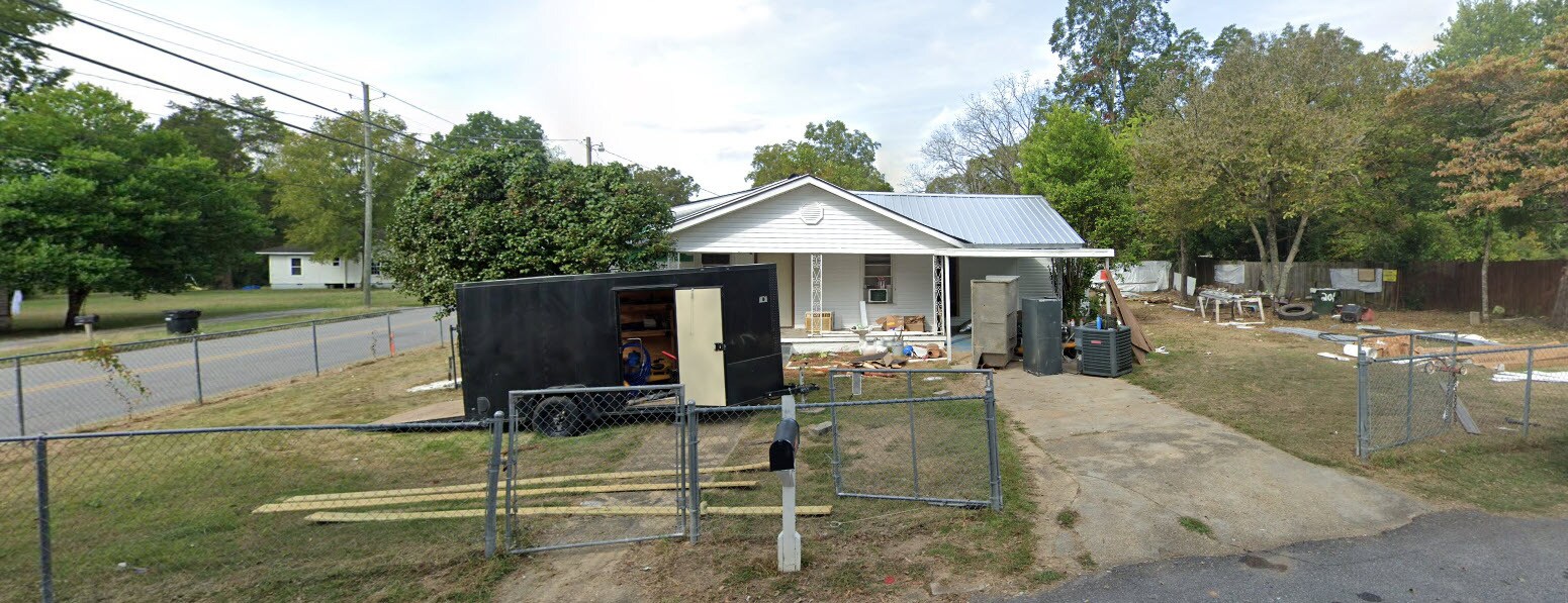 201 14th St N, Clanton, AL for Sale