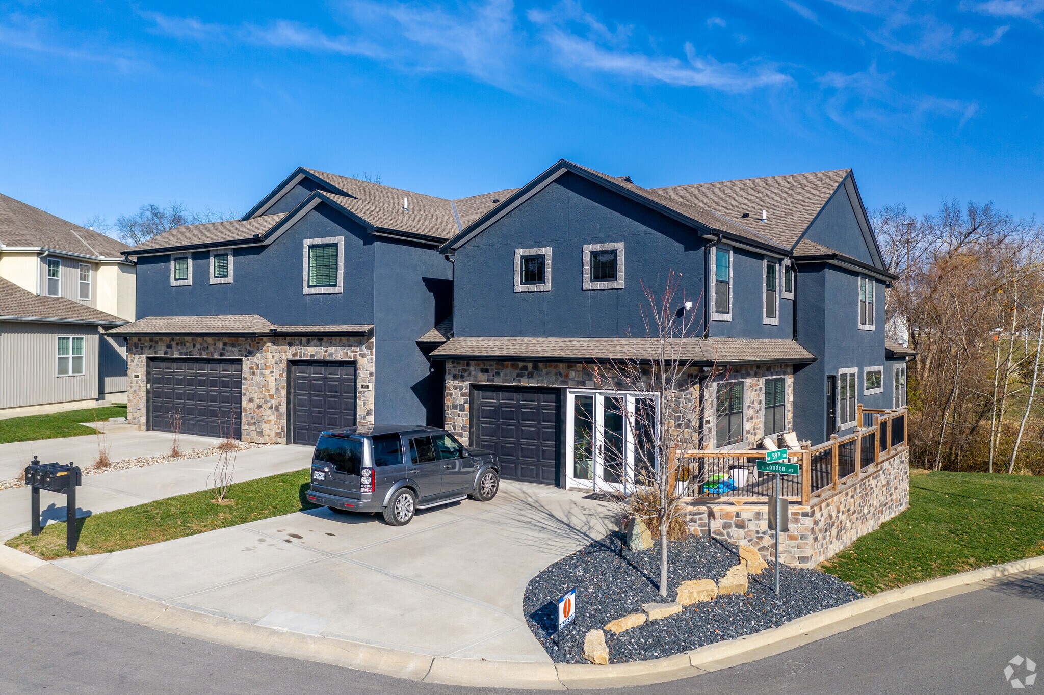 5951 N London Ave, Kansas City, MO for Sale