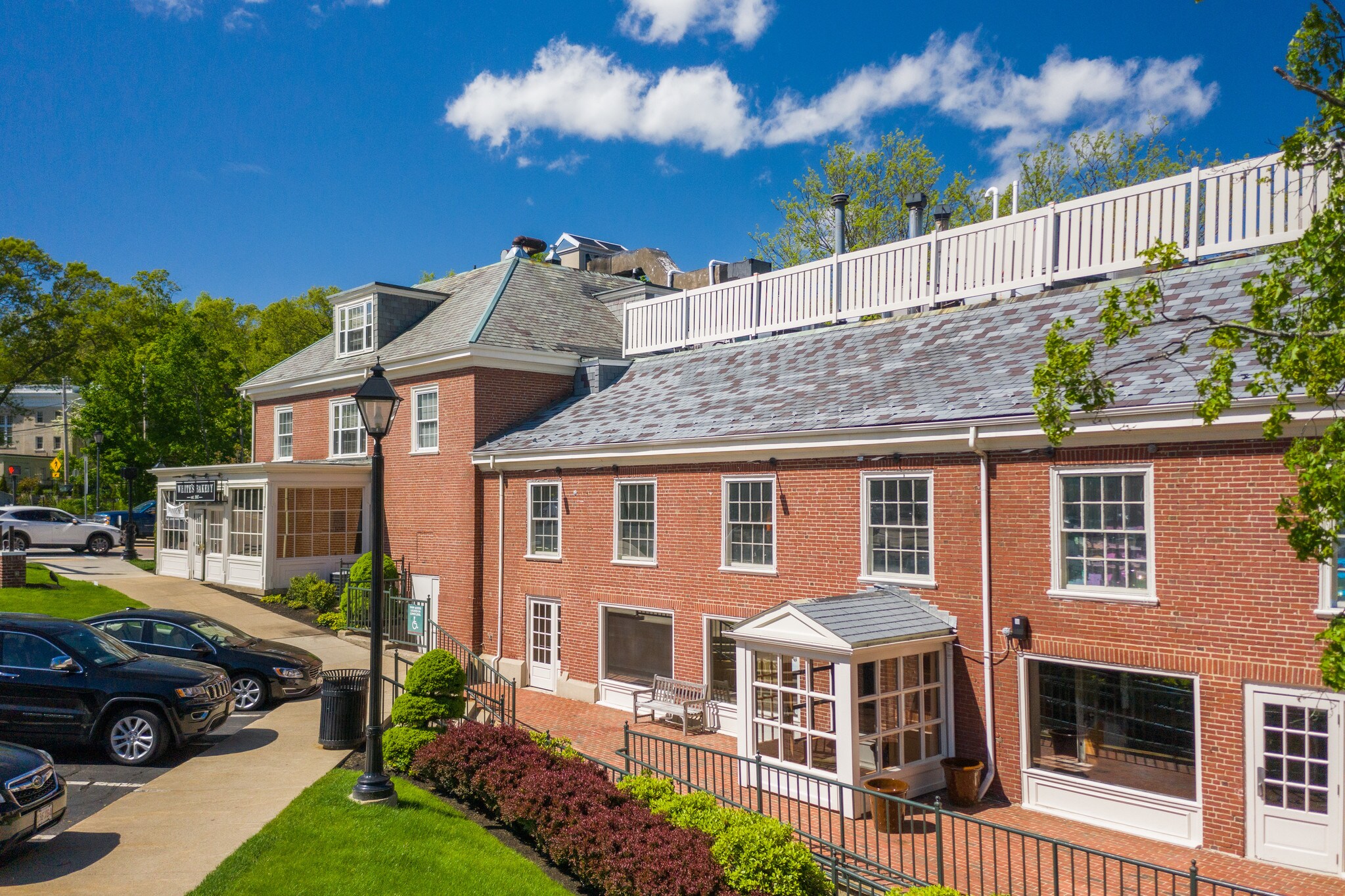 380 Washington St, Wellesley, MA for Rent