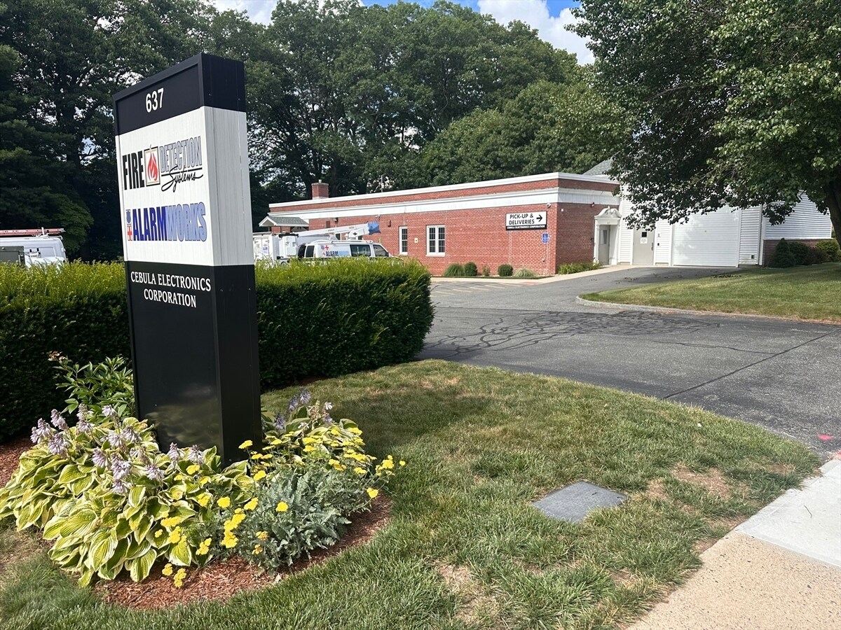 637 Front St, Chicopee, MA for Sale