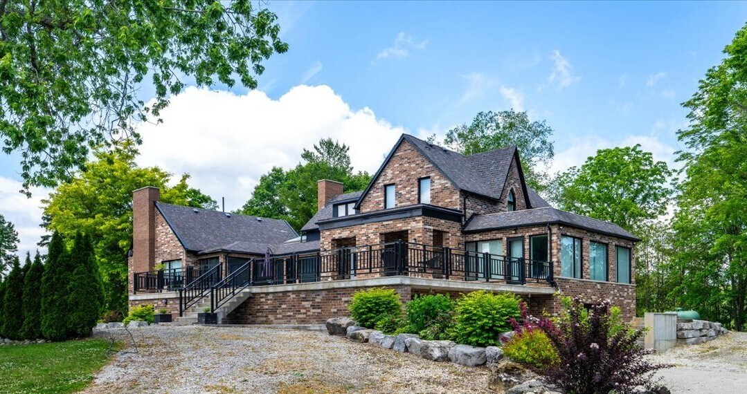 12490 Mill Rd, King City, ON for Sale