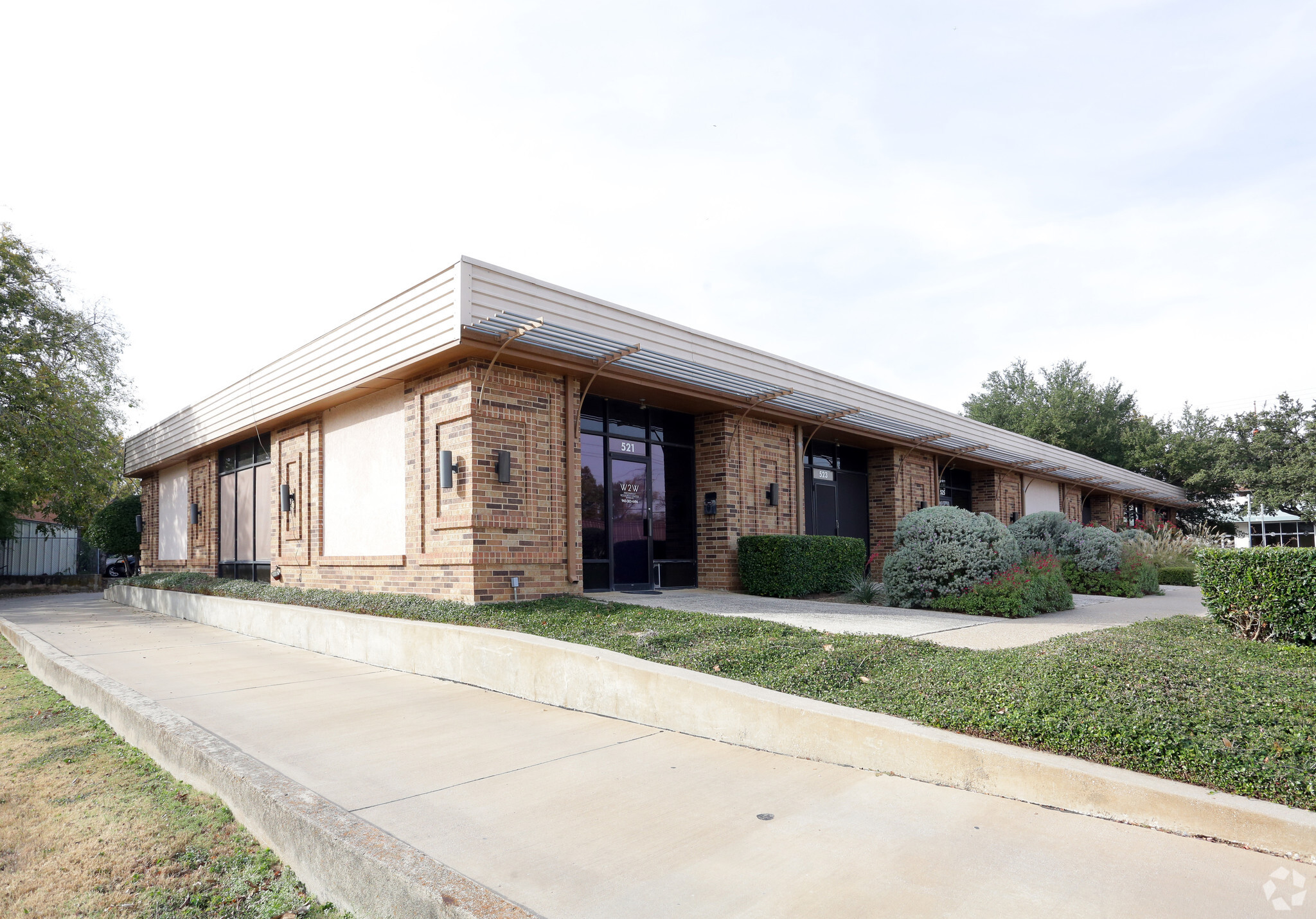 531 N Locust St, Denton, TX for Rent