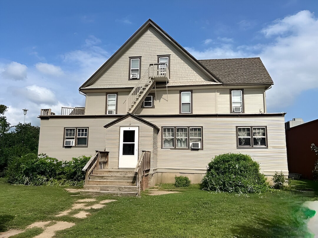 23 Prospect St, Vermillion, SD for Sale