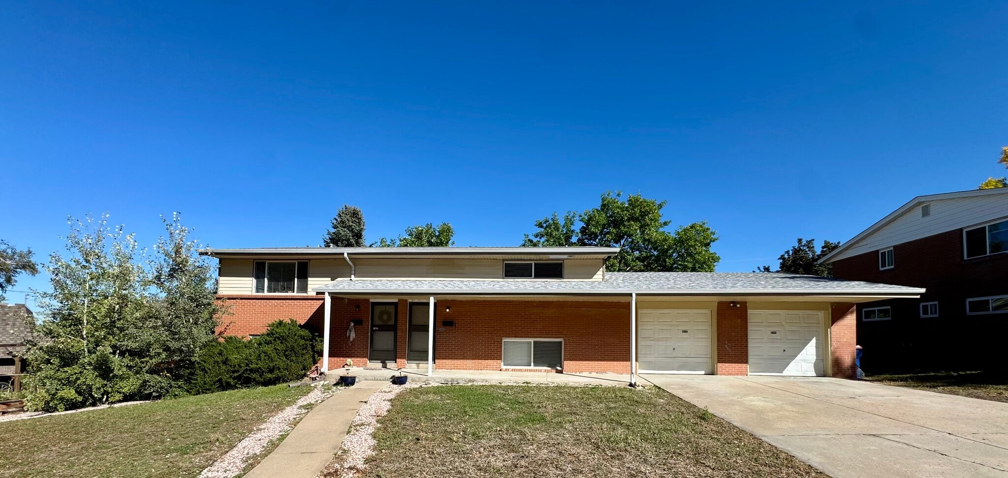 1022 S Arbutus St, Lakewood, CO for Sale